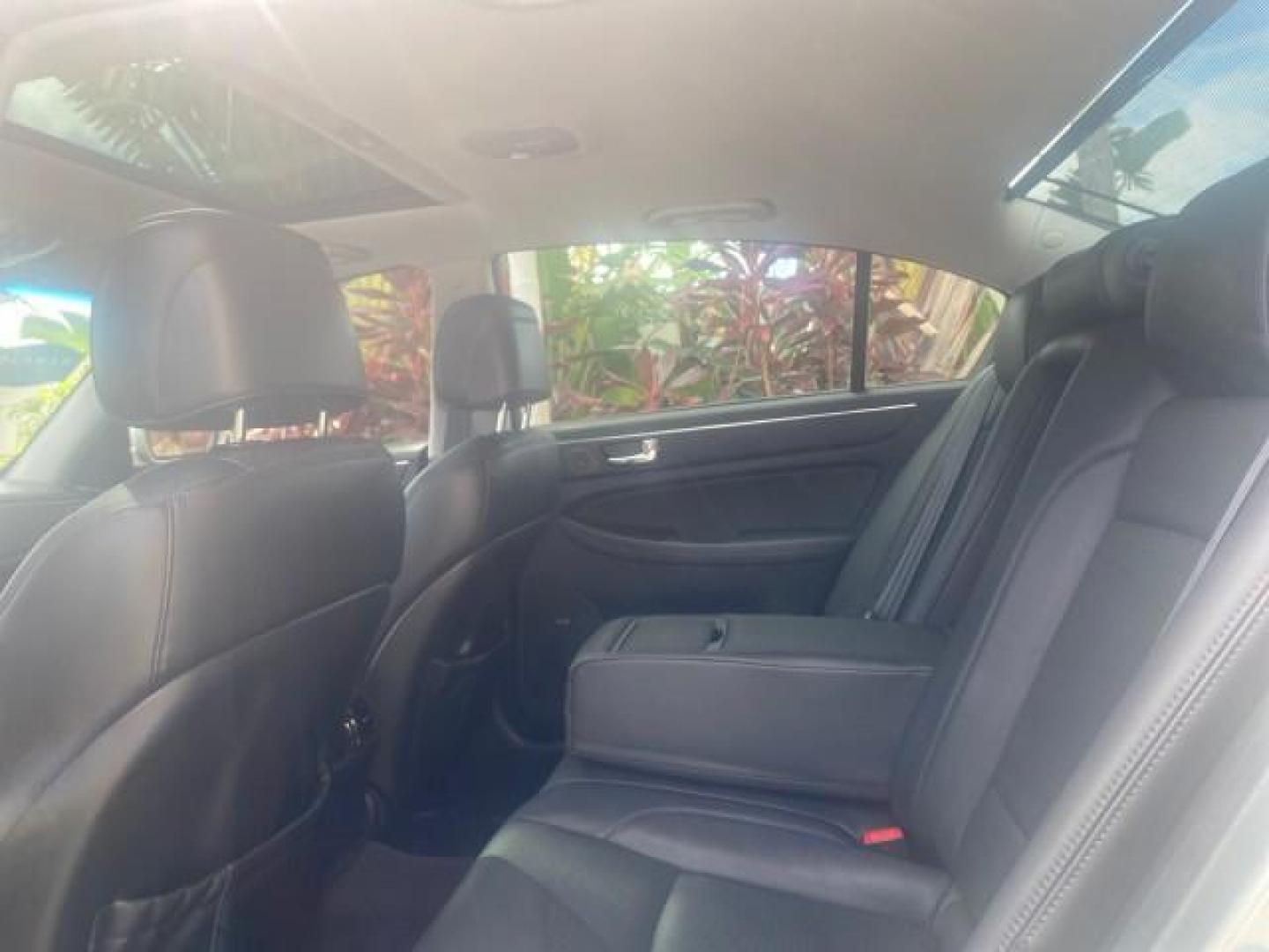 2010 Platinum Metallic /Jet black Hyundai Genesis LOW MILES 32,920 SUNROOF (KMHGC4DF8AU) with an 4.6L DOHC V8 Engine engine, Automatic transmission, located at 4701 North Dixie Hwy, Pompano Beach, FL, 33064, (954) 422-2889, 26.240938, -80.123474 - OUR WEBPAGE FLORIDACARS1.COM HAS OVER 100 PHOTOS AND FREE CARFAX LINK 2010 HYUNDAI GENESIS 4.6L V8 VIN: KMHGC4DF8AU101658 K M H G C 4 D F 8 A U 1 0 1 6 5 8 SEDAN 4 DR 4.6L V8 F DOHC 32V GASOLINE REAR WHEEL DRIVE Features A/C Seat(s) ABS Brakes Air Conditioning Alloy Wheels AM/FM Stereo Automated Cru - Photo#78
