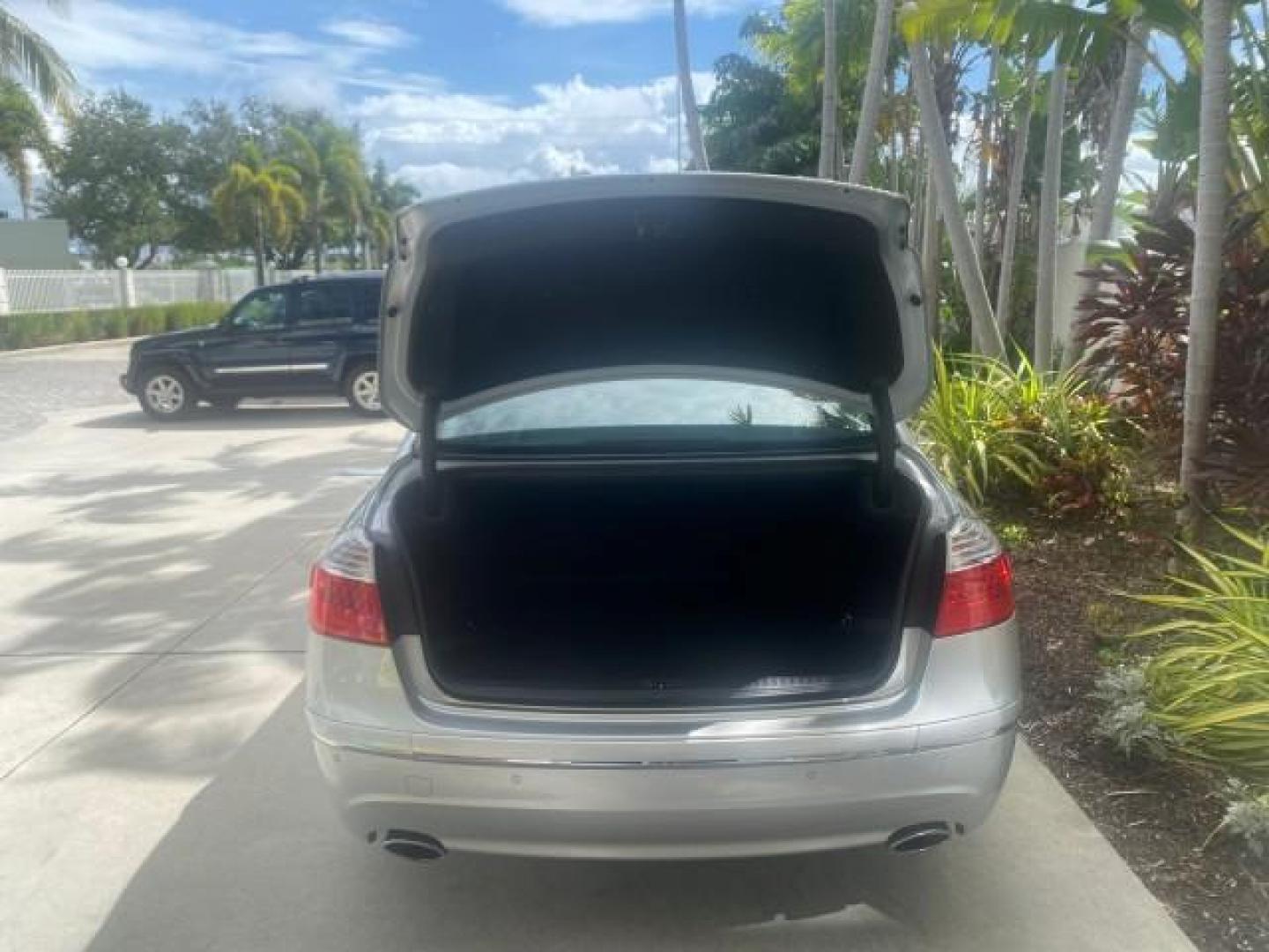 2010 Platinum Metallic /Jet black Hyundai Genesis LOW MILES 32,920 SUNROOF (KMHGC4DF8AU) with an 4.6L DOHC V8 Engine engine, Automatic transmission, located at 4701 North Dixie Hwy, Pompano Beach, FL, 33064, (954) 422-2889, 26.240938, -80.123474 - OUR WEBPAGE FLORIDACARS1.COM HAS OVER 100 PHOTOS AND FREE CARFAX LINK 2010 HYUNDAI GENESIS 4.6L V8 VIN: KMHGC4DF8AU101658 K M H G C 4 D F 8 A U 1 0 1 6 5 8 SEDAN 4 DR 4.6L V8 F DOHC 32V GASOLINE REAR WHEEL DRIVE Features A/C Seat(s) ABS Brakes Air Conditioning Alloy Wheels AM/FM Stereo Automated Cru - Photo#91