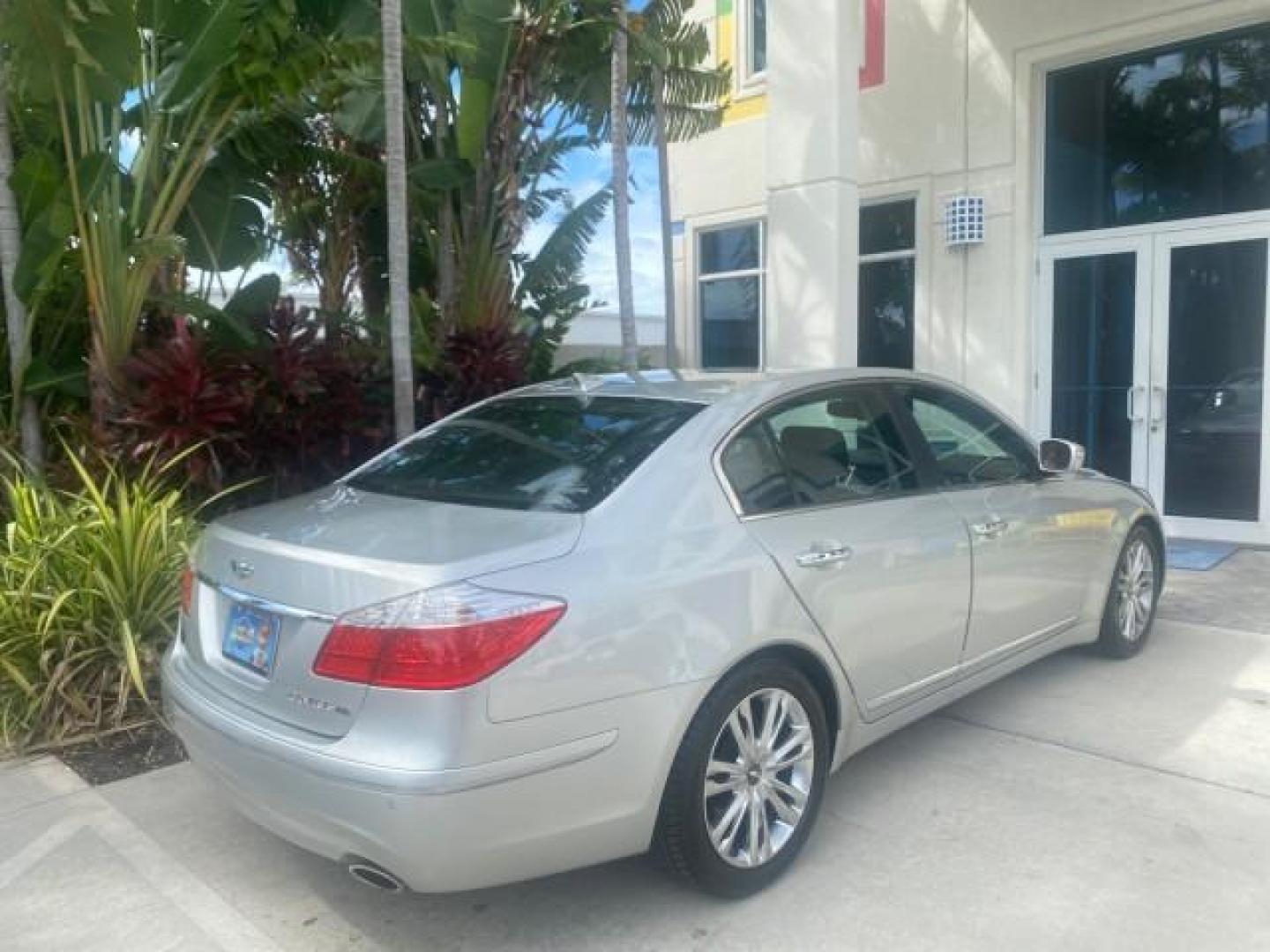 2010 Platinum Metallic /Jet black Hyundai Genesis LOW MILES 32,920 SUNROOF (KMHGC4DF8AU) with an 4.6L DOHC V8 Engine engine, Automatic transmission, located at 4701 North Dixie Hwy, Pompano Beach, FL, 33064, (954) 422-2889, 26.240938, -80.123474 - OUR WEBPAGE FLORIDACARS1.COM HAS OVER 100 PHOTOS AND FREE CARFAX LINK 2010 HYUNDAI GENESIS 4.6L V8 VIN: KMHGC4DF8AU101658 K M H G C 4 D F 8 A U 1 0 1 6 5 8 SEDAN 4 DR 4.6L V8 F DOHC 32V GASOLINE REAR WHEEL DRIVE Features A/C Seat(s) ABS Brakes Air Conditioning Alloy Wheels AM/FM Stereo Automated Cru - Photo#97