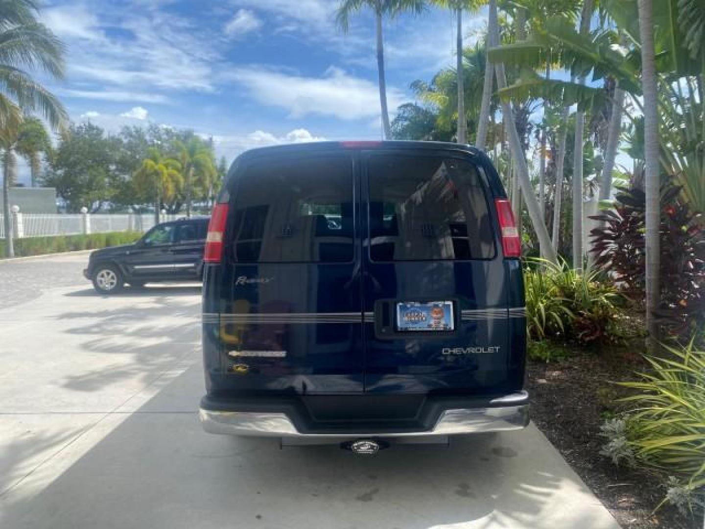 2005 Dark Blue Metallic /Neutral Chevrolet Express Van HANDICAP LIFT CONV LOW MILES 40,837 (1GBFG15T151) with an 5.3L Vortec 5300 V8 SFI Engine engine, Automatic transmission, located at 4701 North Dixie Hwy, Pompano Beach, FL, 33064, (954) 422-2889, 26.240938, -80.123474 - OUR WEBPAGE FLORIDACARS1.COM HAS OVER 100 PHOTOS AND FREE CARFAX LINK 2005 CHEVROLET REGENCY EXPRESS G1500 $20,000 - Conversion Van VIN: 1GBFG15T151226679 $20,000 - Handicap Lift $70,000 - NEW CHEVROLET REGENCY VAN 1 G B F G 1 5 T 1 5 1 2 2 6 6 7 9 VAN 5.3L V8 F GASOLINE REAR WHEEL DRIVE Features AB - Photo#6