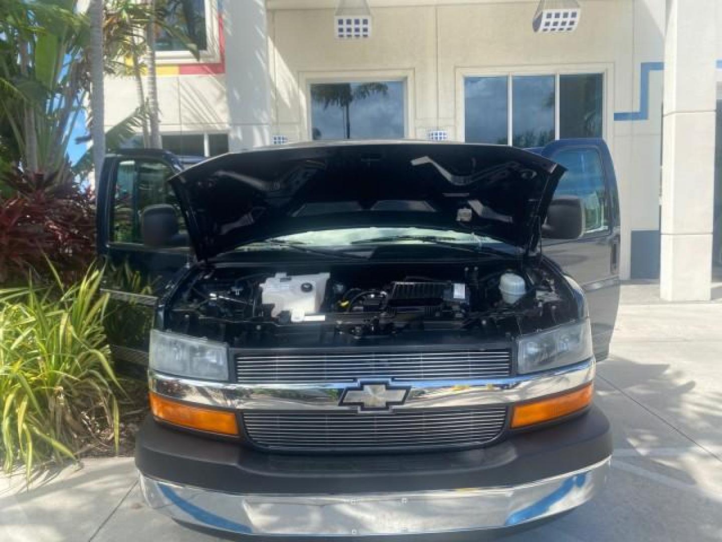 2005 Dark Blue Metallic /Neutral Chevrolet Express Van HANDICAP LIFT CONV LOW MILES 40,837 (1GBFG15T151) with an 5.3L Vortec 5300 V8 SFI Engine engine, Automatic transmission, located at 4701 North Dixie Hwy, Pompano Beach, FL, 33064, (954) 422-2889, 26.240938, -80.123474 - OUR WEBPAGE FLORIDACARS1.COM HAS OVER 100 PHOTOS AND FREE CARFAX LINK 2005 CHEVROLET REGENCY EXPRESS G1500 $20,000 - Conversion Van VIN: 1GBFG15T151226679 $20,000 - Handicap Lift $70,000 - NEW CHEVROLET REGENCY VAN 1 G B F G 1 5 T 1 5 1 2 2 6 6 7 9 VAN 5.3L V8 F GASOLINE REAR WHEEL DRIVE Features AB - Photo#17