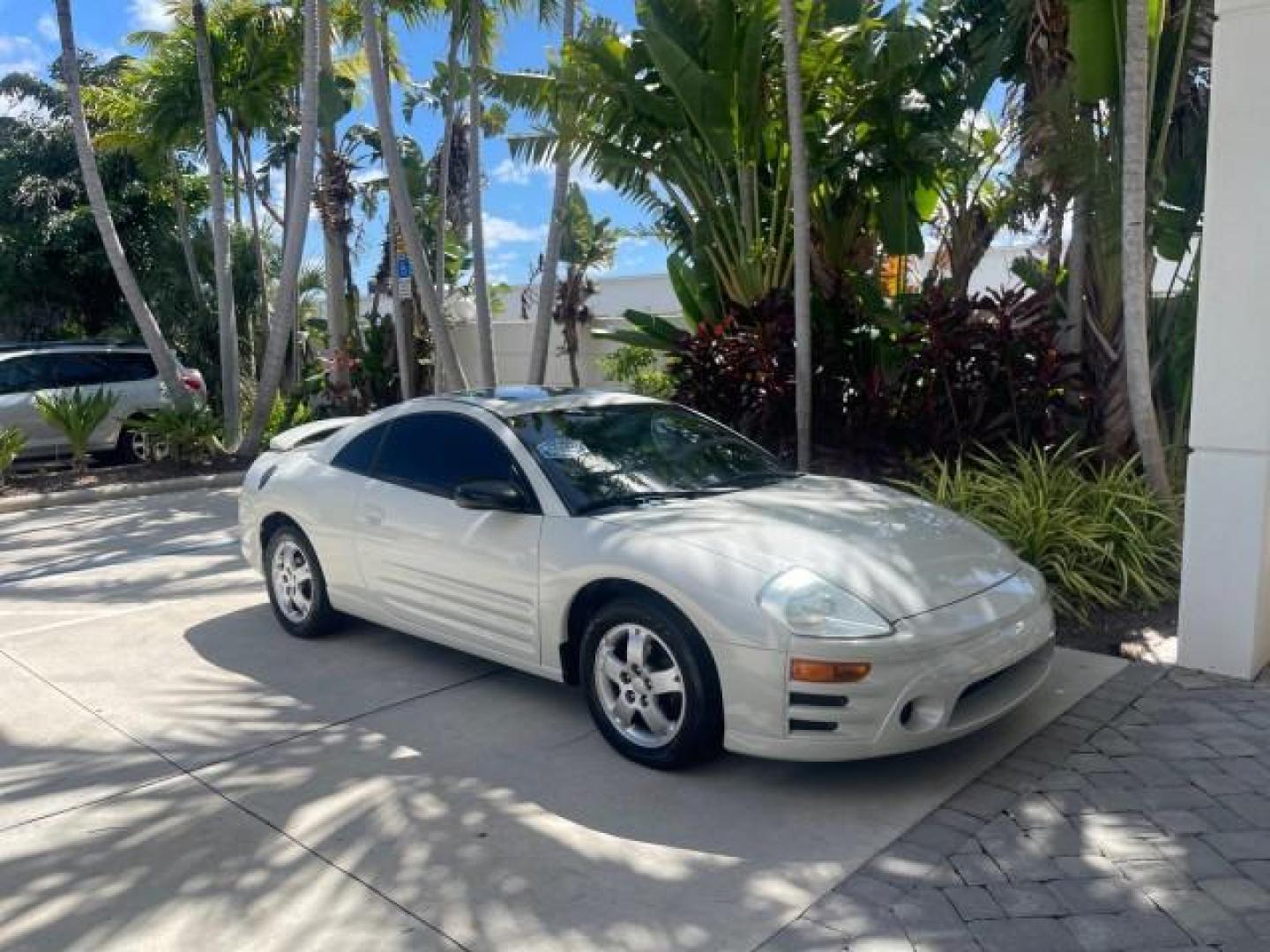 2004 Dover White Pearl /Midnight Mitsubishi Eclipse AUTO GS LOW MILES 57,084 (4A3AC44G24E) with an 2.4L SOHC MPFI 16-Valve I4 Engine engine, Automatic transmission, located at 4701 North Dixie Hwy, Pompano Beach, FL, 33064, (954) 422-2889, 26.240938, -80.123474 - OUR WEBPAGE FLORIDACARS1.COM HAS OVER 100 PHOTOS AND FREE CARFAX LINK 2004 MITSUBISHI ECLIPSE GS VIN: 4A3AC44G24E061723 4 A 3 A C 4 4 G 2 4 E 0 6 1 7 2 3 HATCHBACK 2 DR 2.4L I4 F GASOLINE FRONT WHEEL DRIVE Features Air Conditioning Alloy Wheels AM/FM Stereo Automatic Transmission CD Audio Cloth Seat - Photo#89