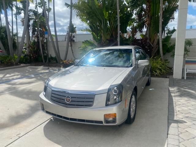 2006 Light Platinum /Cashmere Cadillac CTS LOW MILES 30,356 3.6 V6 VVT (1G6DP577160) with an 3.6L V6 VVT Engine engine, Automatic transmission, located at 4701 North Dixie Hwy, Pompano Beach, FL, 33064, (954) 422-2889, 26.240938, -80.123474 - OUR WEBPAGE FLORIDACARS1.COM HAS OVER 100 PHOTOS AND FREE CARFAX LINK 2006 CADILLAC CTS VIN: 1G6DP577160124562 1 G 6 D P 5 7 7 1 6 0 1 2 4 5 6 2 SEDAN 4 DR 3.6L V6 F GASOLINE REAR WHEEL DRIVE Features ABS Brakes Air Conditioning Alloy Wheels AM/FM Stereo Automatic Transmission CD Audio Cruise Contro - Photo#3