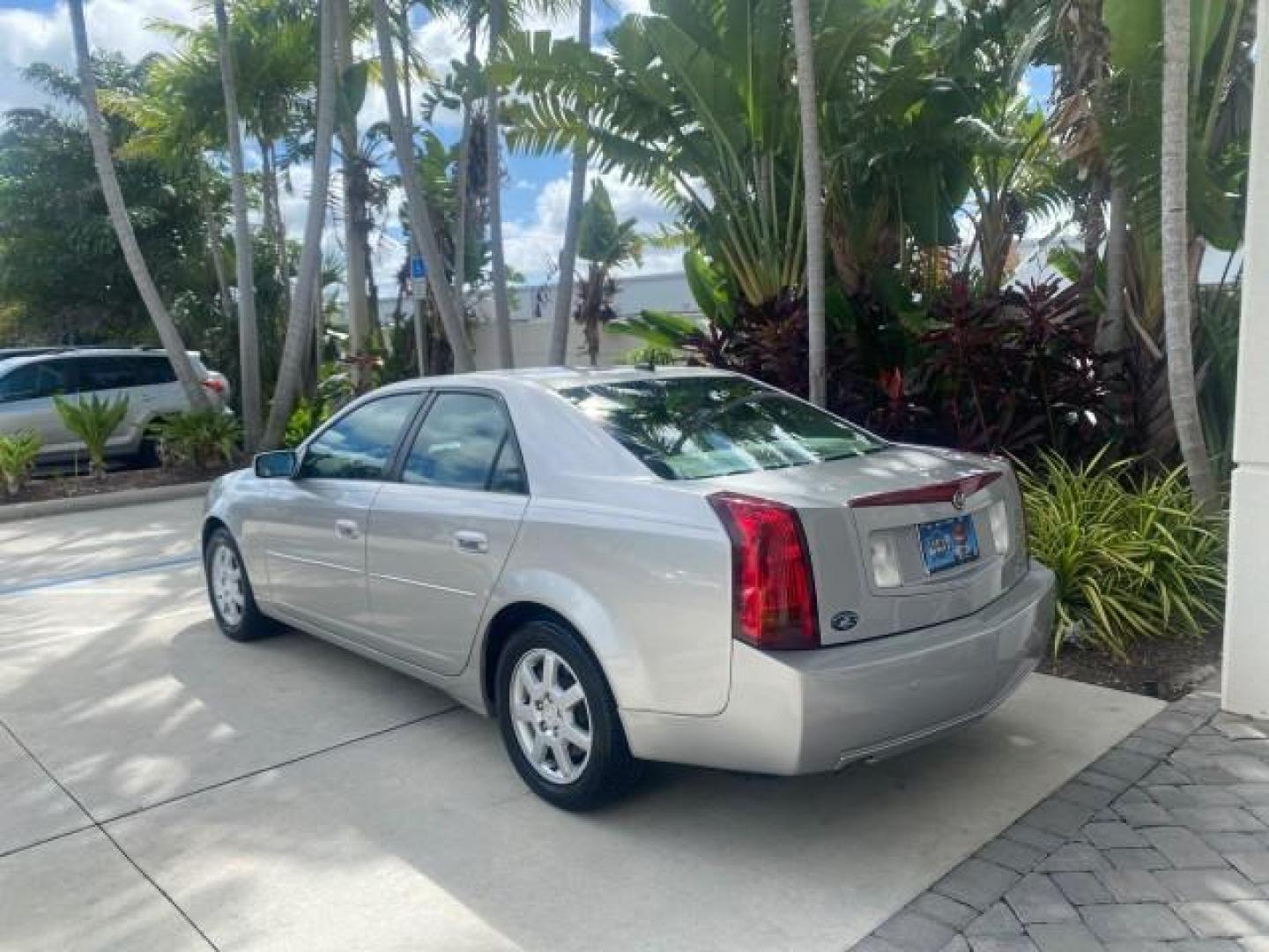 2006 Light Platinum /Cashmere Cadillac CTS LOW MILES 30,356 3.6 V6 VVT (1G6DP577160) with an 3.6L V6 VVT Engine engine, Automatic transmission, located at 4701 North Dixie Hwy, Pompano Beach, FL, 33064, (954) 422-2889, 26.240938, -80.123474 - OUR WEBPAGE FLORIDACARS1.COM HAS OVER 100 PHOTOS AND FREE CARFAX LINK 2006 CADILLAC CTS VIN: 1G6DP577160124562 1 G 6 D P 5 7 7 1 6 0 1 2 4 5 6 2 SEDAN 4 DR 3.6L V6 F GASOLINE REAR WHEEL DRIVE Features ABS Brakes Air Conditioning Alloy Wheels AM/FM Stereo Automatic Transmission CD Audio Cruise Contro - Photo#5