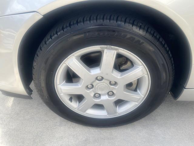 2006 Light Platinum /Cashmere Cadillac CTS LOW MILES 30,356 3.6 V6 VVT (1G6DP577160) with an 3.6L V6 VVT Engine engine, Automatic transmission, located at 4701 North Dixie Hwy, Pompano Beach, FL, 33064, (954) 422-2889, 26.240938, -80.123474 - OUR WEBPAGE FLORIDACARS1.COM HAS OVER 100 PHOTOS AND FREE CARFAX LINK 2006 CADILLAC CTS VIN: 1G6DP577160124562 1 G 6 D P 5 7 7 1 6 0 1 2 4 5 6 2 SEDAN 4 DR 3.6L V6 F GASOLINE REAR WHEEL DRIVE Features ABS Brakes Air Conditioning Alloy Wheels AM/FM Stereo Automatic Transmission CD Audio Cruise Contro - Photo#19