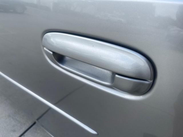 2006 Light Platinum /Cashmere Cadillac CTS LOW MILES 30,356 3.6 V6 VVT (1G6DP577160) with an 3.6L V6 VVT Engine engine, Automatic transmission, located at 4701 North Dixie Hwy, Pompano Beach, FL, 33064, (954) 422-2889, 26.240938, -80.123474 - OUR WEBPAGE FLORIDACARS1.COM HAS OVER 100 PHOTOS AND FREE CARFAX LINK 2006 CADILLAC CTS VIN: 1G6DP577160124562 1 G 6 D P 5 7 7 1 6 0 1 2 4 5 6 2 SEDAN 4 DR 3.6L V6 F GASOLINE REAR WHEEL DRIVE Features ABS Brakes Air Conditioning Alloy Wheels AM/FM Stereo Automatic Transmission CD Audio Cruise Contro - Photo#70