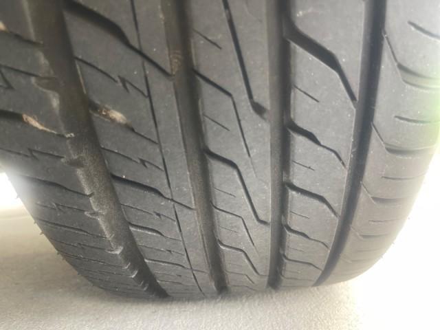 2006 Light Platinum /Cashmere Cadillac CTS LOW MILES 30,356 3.6 V6 VVT (1G6DP577160) with an 3.6L V6 VVT Engine engine, Automatic transmission, located at 4701 North Dixie Hwy, Pompano Beach, FL, 33064, (954) 422-2889, 26.240938, -80.123474 - OUR WEBPAGE FLORIDACARS1.COM HAS OVER 100 PHOTOS AND FREE CARFAX LINK 2006 CADILLAC CTS VIN: 1G6DP577160124562 1 G 6 D P 5 7 7 1 6 0 1 2 4 5 6 2 SEDAN 4 DR 3.6L V6 F GASOLINE REAR WHEEL DRIVE Features ABS Brakes Air Conditioning Alloy Wheels AM/FM Stereo Automatic Transmission CD Audio Cruise Contro - Photo#99