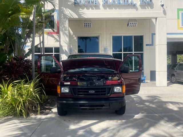 2006 Dark Toreador Red Metallic /Medium Flint Ford Econoline Wagon XLT 8 PASS LOW MILES 56328 (1FMRE11W06D) with an 4.6L EFI V8 Engine engine, Automatic transmission, located at 4701 North Dixie Hwy, Pompano Beach, FL, 33064, (954) 422-2889, 26.240938, -80.123474 - OUR WEBPAGE FLORIDACARS1.COM HAS OVER 100 PHOTOS AND FREE CARFAX LINK 2006 FORD E-SERIES E-150 XLT VIN: 1FMRE11W06DA64988 1 F M R E 1 1 W 0 6 D A 6 4 9 8 8 VAN 4.6L V8 F GASOLINE REAR WHEEL DRIVE Features ABS Brakes Air Conditioning AM/FM Stereo Automatic Transmission CD Audio Cruise Control Power L - Photo#16