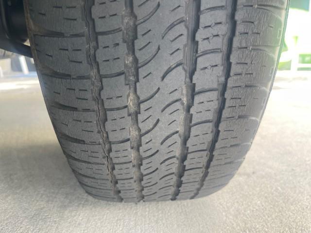 2006 Dark Toreador Red Metallic /Medium Flint Ford Econoline Wagon XLT 8 PASS LOW MILES 56328 (1FMRE11W06D) with an 4.6L EFI V8 Engine engine, Automatic transmission, located at 4701 North Dixie Hwy, Pompano Beach, FL, 33064, (954) 422-2889, 26.240938, -80.123474 - OUR WEBPAGE FLORIDACARS1.COM HAS OVER 100 PHOTOS AND FREE CARFAX LINK 2006 FORD E-SERIES E-150 XLT VIN: 1FMRE11W06DA64988 1 F M R E 1 1 W 0 6 D A 6 4 9 8 8 VAN 4.6L V8 F GASOLINE REAR WHEEL DRIVE Features ABS Brakes Air Conditioning AM/FM Stereo Automatic Transmission CD Audio Cruise Control Power L - Photo#85