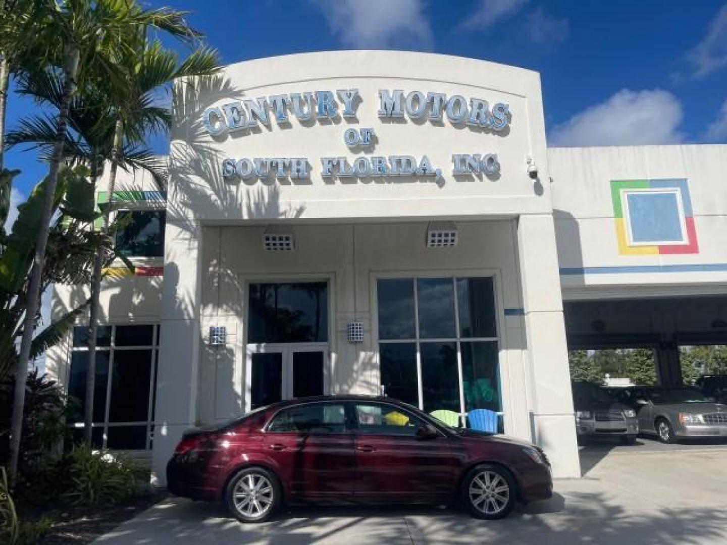 2006 Cassis Pearl /Ivory Toyota Avalon Limited 1 OWNER FL LOW MILES 49391 (4T1BK36B36U) with an 3.5L 24-Valve EFI DOHC V6 Engine engine, Automatic transmission, located at 4701 North Dixie Hwy, Pompano Beach, FL, 33064, (954) 422-2889, 26.240938, -80.123474 - OUR WEBPAGE FLORIDACARS1.COM HAS OVER 100 PHOTOS AND FREE CARFAX LINK 2006 TOYOTA AVALON LIMITED VIN: 4T1BK36B36U142787 4 T 1 B K 3 6 B 3 6 U 1 4 2 7 8 7 SEDAN 4 DR 3.5L V6 F DOHC 24V GASOLINE 31 MPG FRONT WHEEL DRIVE Features ABS Brakes Air Conditioning Alloy Wheels AM/FM Stereo Automatic Transmiss - Photo#0
