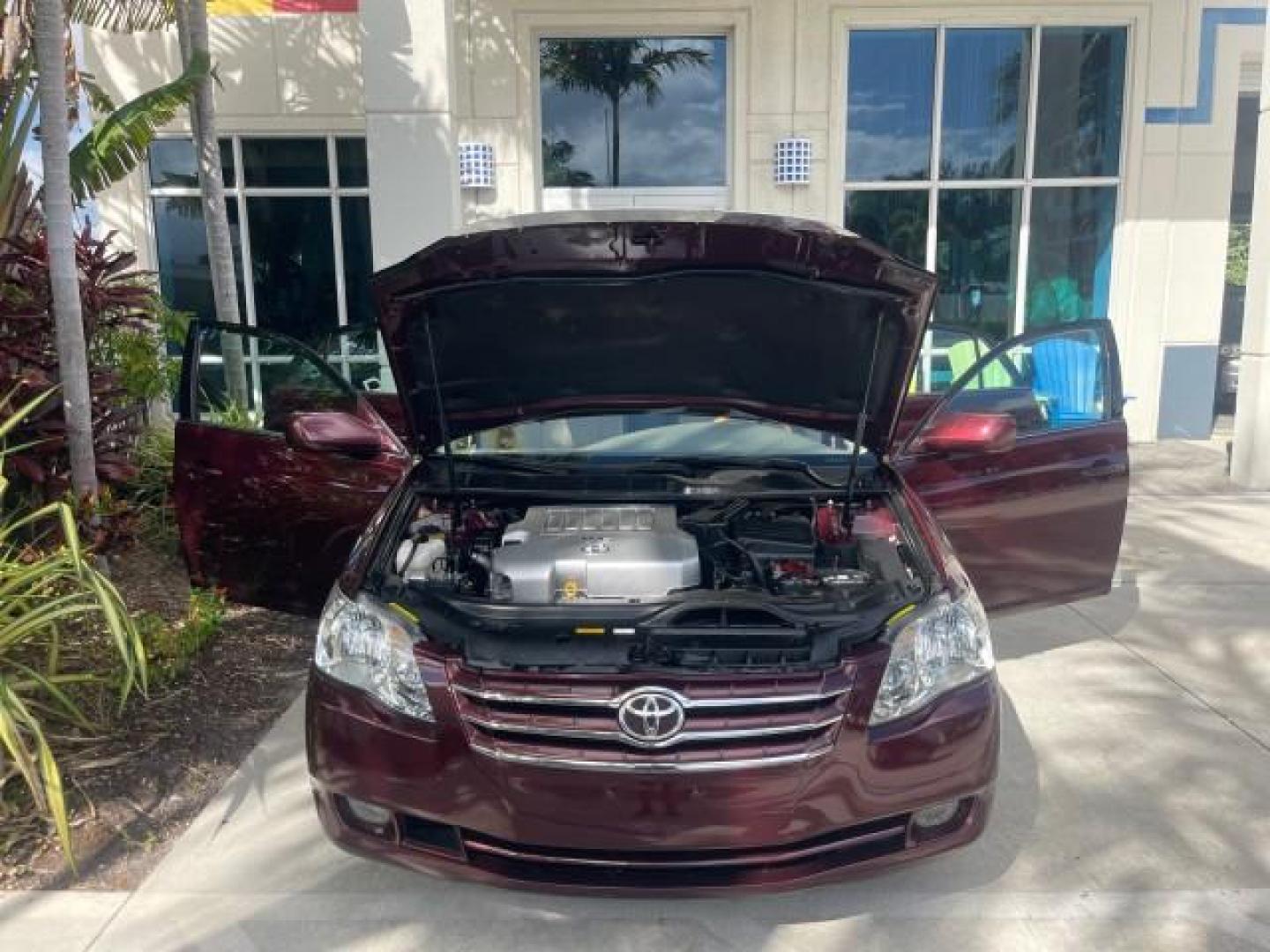 2006 Cassis Pearl /Ivory Toyota Avalon Limited 1 OWNER FL LOW MILES 49391 (4T1BK36B36U) with an 3.5L 24-Valve EFI DOHC V6 Engine engine, Automatic transmission, located at 4701 North Dixie Hwy, Pompano Beach, FL, 33064, (954) 422-2889, 26.240938, -80.123474 - OUR WEBPAGE FLORIDACARS1.COM HAS OVER 100 PHOTOS AND FREE CARFAX LINK 2006 TOYOTA AVALON LIMITED VIN: 4T1BK36B36U142787 4 T 1 B K 3 6 B 3 6 U 1 4 2 7 8 7 SEDAN 4 DR 3.5L V6 F DOHC 24V GASOLINE 31 MPG FRONT WHEEL DRIVE Features ABS Brakes Air Conditioning Alloy Wheels AM/FM Stereo Automatic Transmiss - Photo#17