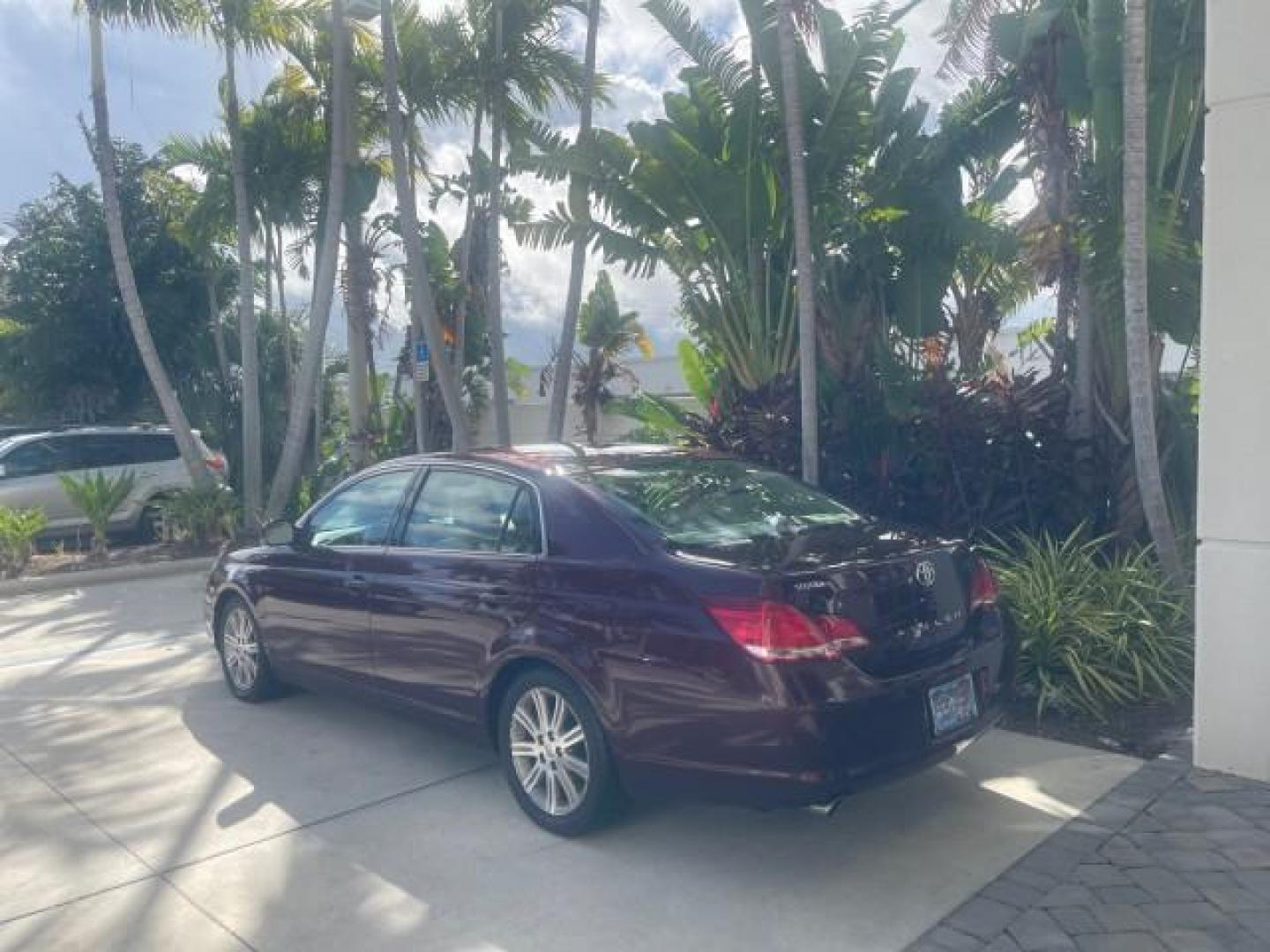 2006 Cassis Pearl /Ivory Toyota Avalon Limited 1 OWNER FL LOW MILES 49391 (4T1BK36B36U) with an 3.5L 24-Valve EFI DOHC V6 Engine engine, Automatic transmission, located at 4701 North Dixie Hwy, Pompano Beach, FL, 33064, (954) 422-2889, 26.240938, -80.123474 - OUR WEBPAGE FLORIDACARS1.COM HAS OVER 100 PHOTOS AND FREE CARFAX LINK 2006 TOYOTA AVALON LIMITED VIN: 4T1BK36B36U142787 4 T 1 B K 3 6 B 3 6 U 1 4 2 7 8 7 SEDAN 4 DR 3.5L V6 F DOHC 24V GASOLINE 31 MPG FRONT WHEEL DRIVE Features ABS Brakes Air Conditioning Alloy Wheels AM/FM Stereo Automatic Transmiss - Photo#33