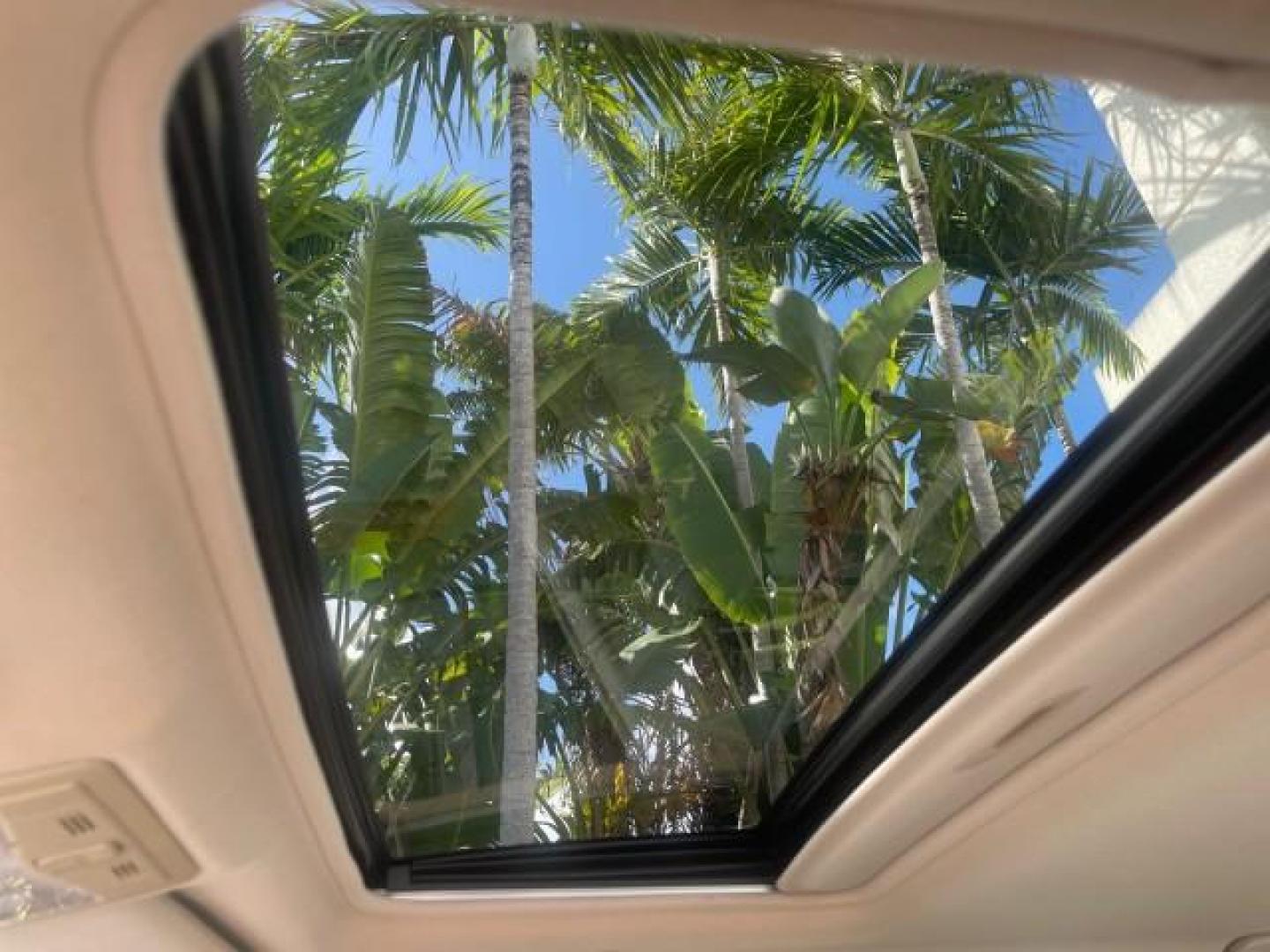 2006 Cassis Pearl /Ivory Toyota Avalon Limited 1 OWNER FL LOW MILES 49391 (4T1BK36B36U) with an 3.5L 24-Valve EFI DOHC V6 Engine engine, Automatic transmission, located at 4701 North Dixie Hwy, Pompano Beach, FL, 33064, (954) 422-2889, 26.240938, -80.123474 - OUR WEBPAGE FLORIDACARS1.COM HAS OVER 100 PHOTOS AND FREE CARFAX LINK 2006 TOYOTA AVALON LIMITED VIN: 4T1BK36B36U142787 4 T 1 B K 3 6 B 3 6 U 1 4 2 7 8 7 SEDAN 4 DR 3.5L V6 F DOHC 24V GASOLINE 31 MPG FRONT WHEEL DRIVE Features ABS Brakes Air Conditioning Alloy Wheels AM/FM Stereo Automatic Transmiss - Photo#62