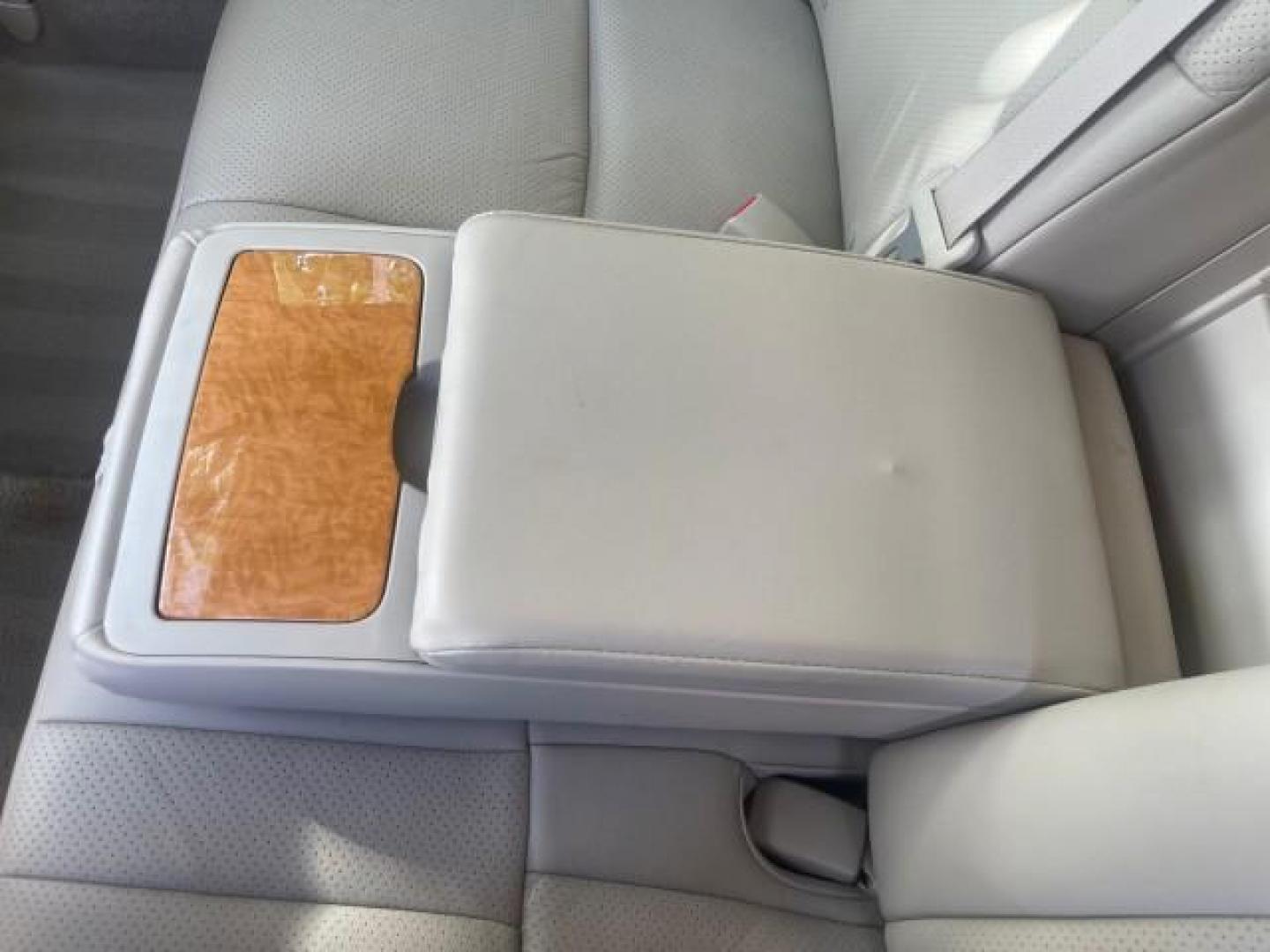 2006 Cassis Pearl /Ivory Toyota Avalon Limited 1 OWNER FL LOW MILES 49391 (4T1BK36B36U) with an 3.5L 24-Valve EFI DOHC V6 Engine engine, Automatic transmission, located at 4701 North Dixie Hwy, Pompano Beach, FL, 33064, (954) 422-2889, 26.240938, -80.123474 - OUR WEBPAGE FLORIDACARS1.COM HAS OVER 100 PHOTOS AND FREE CARFAX LINK 2006 TOYOTA AVALON LIMITED VIN: 4T1BK36B36U142787 4 T 1 B K 3 6 B 3 6 U 1 4 2 7 8 7 SEDAN 4 DR 3.5L V6 F DOHC 24V GASOLINE 31 MPG FRONT WHEEL DRIVE Features ABS Brakes Air Conditioning Alloy Wheels AM/FM Stereo Automatic Transmiss - Photo#77