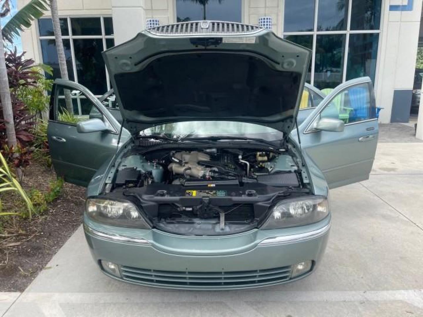 2005 Norsea Blue Metallic /Stone/Camel Lincoln LS LOW MILES 49882 1 OWNER FLORIDA (1LNHM86S05Y) with an 3.0L DOHC EFI 24-Valve V6 Engine engine, Automatic transmission, located at 4701 North Dixie Hwy, Pompano Beach, FL, 33064, (954) 422-2889, 26.240938, -80.123474 - OUR WEBPAGE FLORIDACARS1.COM HAS OVER 100 PHOTOS AND FREE CARFAX LINK 2005 LINCOLN LS LUXURY VIN: 1LNHM86S05Y614694 1 L N H M 8 6 S 0 5 Y 6 1 4 6 9 4 SEDAN 4 DR 3.0L V6 F DOHC GASOLINE REAR WHEEL DRIVE Features ABS Brakes Air Conditioning Alloy Wheels AM/FM Stereo Automatic Transmission Cassette Pla - Photo#17