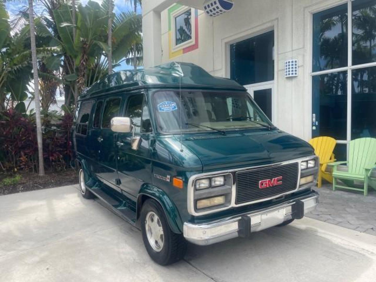 1995 GMC Vandura CONVERSION VAN LOW MILES 68,220 (1GDEG25K5SF) with an 5.7L EFI V8 Engine engine, Automatic transmission, located at 4701 North Dixie Hwy, Pompano Beach, FL, 33064, (954) 422-2889, 26.240938, -80.123474 - OUR WEBPAGE FLORIDACARS1.COM HAS OVER 100 PHOTOS AND FREE CARFAX LINK 1995 GMC RALLY/VANDURA G2500 VIN: 1GDEG25K5SF556971 1 G D E G 2 5 K 5 S F 5 5 6 9 7 1 VAN 5.7L V8 F - This is the best motor ever built. GASOLINE REAR WHEEL DRIVE Features ABS Brakes Air Conditioning Alloy Wheels AM/FM Stereo Auto - Photo#1