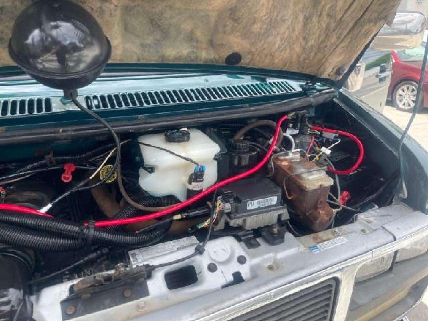 1995 GMC Vandura CONVERSION VAN LOW MILES 68,220 (1GDEG25K5SF) with an 5.7L EFI V8 Engine engine, Automatic transmission, located at 4701 North Dixie Hwy, Pompano Beach, FL, 33064, (954) 422-2889, 26.240938, -80.123474 - OUR WEBPAGE FLORIDACARS1.COM HAS OVER 100 PHOTOS AND FREE CARFAX LINK 1995 GMC RALLY/VANDURA G2500 VIN: 1GDEG25K5SF556971 1 G D E G 2 5 K 5 S F 5 5 6 9 7 1 VAN 5.7L V8 F - This is the best motor ever built. GASOLINE REAR WHEEL DRIVE Features ABS Brakes Air Conditioning Alloy Wheels AM/FM Stereo Auto - Photo#26