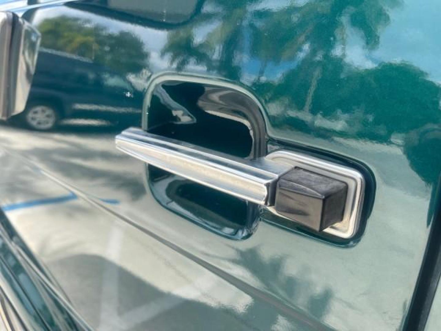 1995 GMC Vandura CONVERSION VAN LOW MILES 68,220 (1GDEG25K5SF) with an 5.7L EFI V8 Engine engine, Automatic transmission, located at 4701 North Dixie Hwy, Pompano Beach, FL, 33064, (954) 422-2889, 26.240938, -80.123474 - OUR WEBPAGE FLORIDACARS1.COM HAS OVER 100 PHOTOS AND FREE CARFAX LINK 1995 GMC RALLY/VANDURA G2500 VIN: 1GDEG25K5SF556971 1 G D E G 2 5 K 5 S F 5 5 6 9 7 1 VAN 5.7L V8 F - This is the best motor ever built. GASOLINE REAR WHEEL DRIVE Features ABS Brakes Air Conditioning Alloy Wheels AM/FM Stereo Auto - Photo#38