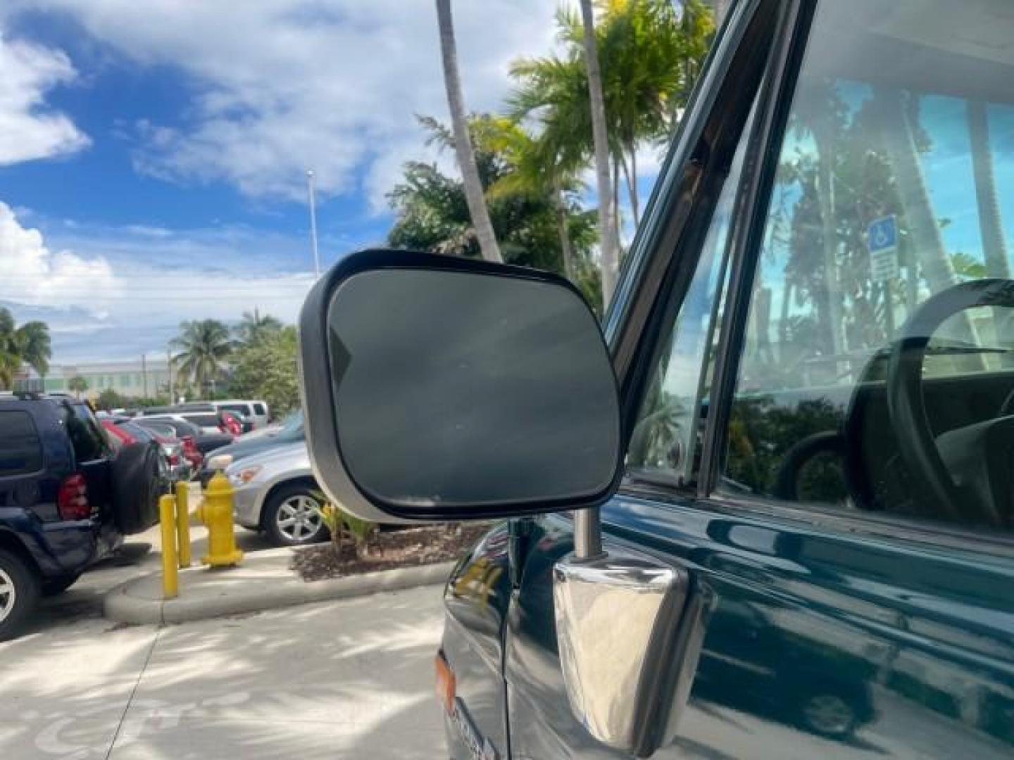 1995 GMC Vandura CONVERSION VAN LOW MILES 68,220 (1GDEG25K5SF) with an 5.7L EFI V8 Engine engine, Automatic transmission, located at 4701 North Dixie Hwy, Pompano Beach, FL, 33064, (954) 422-2889, 26.240938, -80.123474 - OUR WEBPAGE FLORIDACARS1.COM HAS OVER 100 PHOTOS AND FREE CARFAX LINK 1995 GMC RALLY/VANDURA G2500 VIN: 1GDEG25K5SF556971 1 G D E G 2 5 K 5 S F 5 5 6 9 7 1 VAN 5.7L V8 F - This is the best motor ever built. GASOLINE REAR WHEEL DRIVE Features ABS Brakes Air Conditioning Alloy Wheels AM/FM Stereo Auto - Photo#39