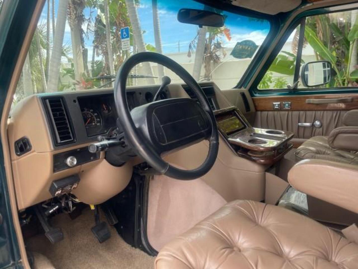 1995 GMC Vandura CONVERSION VAN LOW MILES 68,220 (1GDEG25K5SF) with an 5.7L EFI V8 Engine engine, Automatic transmission, located at 4701 North Dixie Hwy, Pompano Beach, FL, 33064, (954) 422-2889, 26.240938, -80.123474 - OUR WEBPAGE FLORIDACARS1.COM HAS OVER 100 PHOTOS AND FREE CARFAX LINK 1995 GMC RALLY/VANDURA G2500 VIN: 1GDEG25K5SF556971 1 G D E G 2 5 K 5 S F 5 5 6 9 7 1 VAN 5.7L V8 F - This is the best motor ever built. GASOLINE REAR WHEEL DRIVE Features ABS Brakes Air Conditioning Alloy Wheels AM/FM Stereo Auto - Photo#47