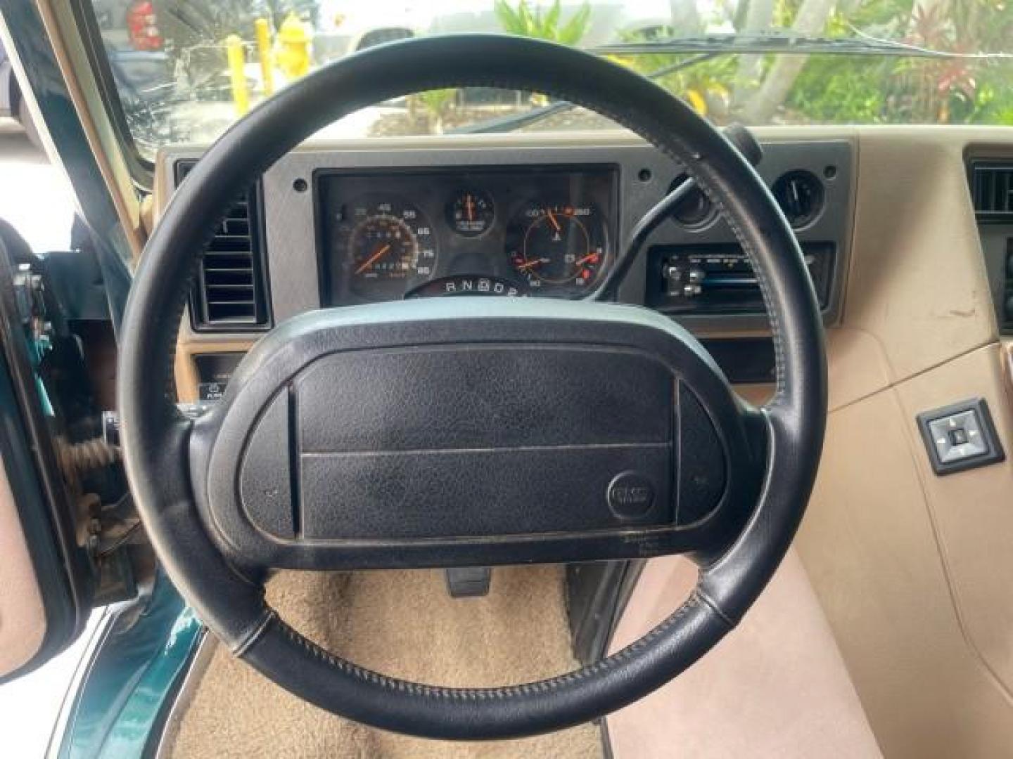 1995 GMC Vandura CONVERSION VAN LOW MILES 68,220 (1GDEG25K5SF) with an 5.7L EFI V8 Engine engine, Automatic transmission, located at 4701 North Dixie Hwy, Pompano Beach, FL, 33064, (954) 422-2889, 26.240938, -80.123474 - OUR WEBPAGE FLORIDACARS1.COM HAS OVER 100 PHOTOS AND FREE CARFAX LINK 1995 GMC RALLY/VANDURA G2500 VIN: 1GDEG25K5SF556971 1 G D E G 2 5 K 5 S F 5 5 6 9 7 1 VAN 5.7L V8 F - This is the best motor ever built. GASOLINE REAR WHEEL DRIVE Features ABS Brakes Air Conditioning Alloy Wheels AM/FM Stereo Auto - Photo#48