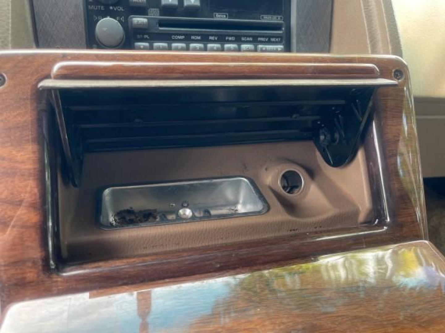 1995 GMC Vandura CONVERSION VAN LOW MILES 68,220 (1GDEG25K5SF) with an 5.7L EFI V8 Engine engine, Automatic transmission, located at 4701 North Dixie Hwy, Pompano Beach, FL, 33064, (954) 422-2889, 26.240938, -80.123474 - OUR WEBPAGE FLORIDACARS1.COM HAS OVER 100 PHOTOS AND FREE CARFAX LINK 1995 GMC RALLY/VANDURA G2500 VIN: 1GDEG25K5SF556971 1 G D E G 2 5 K 5 S F 5 5 6 9 7 1 VAN 5.7L V8 F - This is the best motor ever built. GASOLINE REAR WHEEL DRIVE Features ABS Brakes Air Conditioning Alloy Wheels AM/FM Stereo Auto - Photo#60