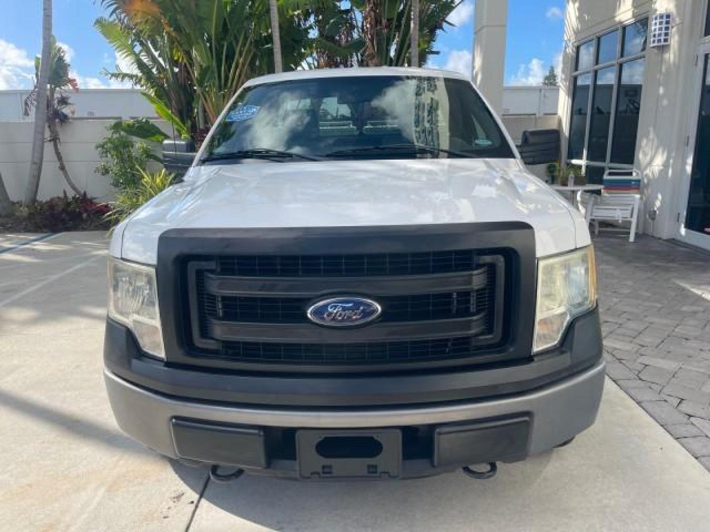 2014 Oxford White /Steel Gray Ford F-150 XL LOW MILES 28,806 4WD (1FTMF1EM2EK) with an 3.7L V6 Cylinder Engine engine, Automatic transmission, located at 4701 North Dixie Hwy, Pompano Beach, FL, 33064, (954) 422-2889, 26.240938, -80.123474 - OUR WEBPAGE FLORIDACARS1.COM HAS OVER 100 PHOTOS AND FREE CARFAX LINK 2014 FORD F-150 XL LONG BED 8 FT VIN: 1FTMF1EM2EKE36278 1 F T M F 1 E M 2 E K E 3 6 2 7 8 PICKUP 3.7L V6 F DOHC 24V FLEX FUEL REAR WHEEL DRIVE W/ 4X4 Features 4WD/AWD ABS Brakes Air Conditioning AM/FM Stereo Automatic Transmission - Photo#2