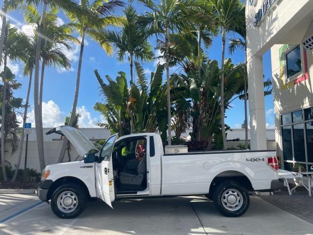 2014 Oxford White /Steel Gray Ford F-150 XL LOW MILES 28,806 4WD (1FTMF1EM2EK) with an 3.7L V6 Cylinder Engine engine, Automatic transmission, located at 4701 North Dixie Hwy, Pompano Beach, FL, 33064, (954) 422-2889, 26.240938, -80.123474 - OUR WEBPAGE FLORIDACARS1.COM HAS OVER 100 PHOTOS AND FREE CARFAX LINK 2014 FORD F-150 XL LONG BED 8 FT VIN: 1FTMF1EM2EKE36278 1 F T M F 1 E M 2 E K E 3 6 2 7 8 PICKUP 3.7L V6 F DOHC 24V FLEX FUEL REAR WHEEL DRIVE W/ 4X4 Features 4WD/AWD ABS Brakes Air Conditioning AM/FM Stereo Automatic Transmission - Photo#8