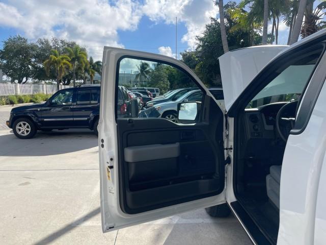 2014 Oxford White /Steel Gray Ford F-150 XL LOW MILES 28,806 4WD (1FTMF1EM2EK) with an 3.7L V6 Cylinder Engine engine, Automatic transmission, located at 4701 North Dixie Hwy, Pompano Beach, FL, 33064, (954) 422-2889, 26.240938, -80.123474 - OUR WEBPAGE FLORIDACARS1.COM HAS OVER 100 PHOTOS AND FREE CARFAX LINK 2014 FORD F-150 XL LONG BED 8 FT VIN: 1FTMF1EM2EKE36278 1 F T M F 1 E M 2 E K E 3 6 2 7 8 PICKUP 3.7L V6 F DOHC 24V FLEX FUEL REAR WHEEL DRIVE W/ 4X4 Features 4WD/AWD ABS Brakes Air Conditioning AM/FM Stereo Automatic Transmission - Photo#9