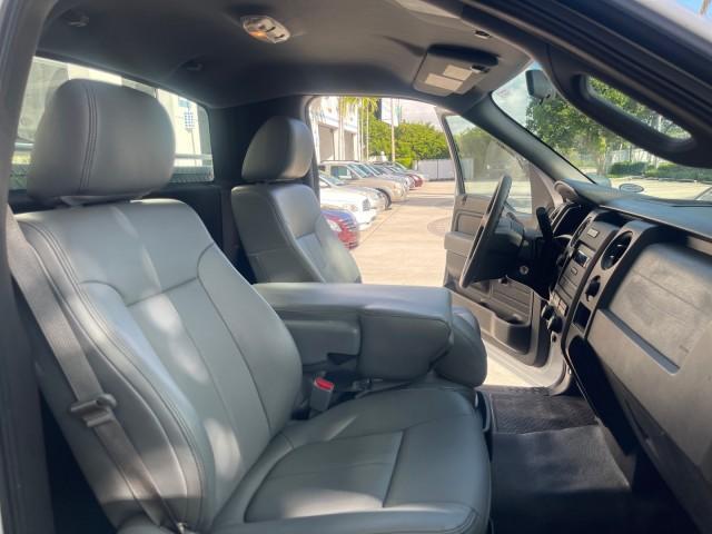 2014 Oxford White /Steel Gray Ford F-150 XL LOW MILES 28,806 4WD (1FTMF1EM2EK) with an 3.7L V6 Cylinder Engine engine, Automatic transmission, located at 4701 North Dixie Hwy, Pompano Beach, FL, 33064, (954) 422-2889, 26.240938, -80.123474 - OUR WEBPAGE FLORIDACARS1.COM HAS OVER 100 PHOTOS AND FREE CARFAX LINK 2014 FORD F-150 XL LONG BED 8 FT VIN: 1FTMF1EM2EKE36278 1 F T M F 1 E M 2 E K E 3 6 2 7 8 PICKUP 3.7L V6 F DOHC 24V FLEX FUEL REAR WHEEL DRIVE W/ 4X4 Features 4WD/AWD ABS Brakes Air Conditioning AM/FM Stereo Automatic Transmission - Photo#12