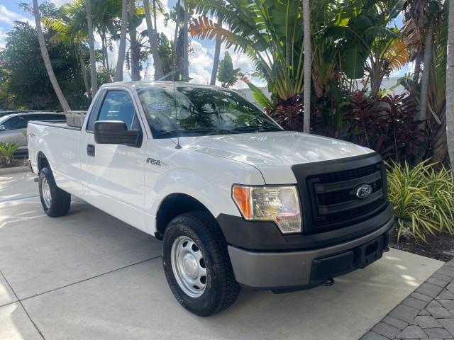 2014 Oxford White /Steel Gray Ford F-150 XL LOW MILES 28,806 4WD (1FTMF1EM2EK) with an 3.7L V6 Cylinder Engine engine, Automatic transmission, located at 4701 North Dixie Hwy, Pompano Beach, FL, 33064, (954) 422-2889, 26.240938, -80.123474 - OUR WEBPAGE FLORIDACARS1.COM HAS OVER 100 PHOTOS AND FREE CARFAX LINK 2014 FORD F-150 XL LONG BED 8 FT VIN: 1FTMF1EM2EKE36278 1 F T M F 1 E M 2 E K E 3 6 2 7 8 PICKUP 3.7L V6 F DOHC 24V FLEX FUEL REAR WHEEL DRIVE W/ 4X4 Features 4WD/AWD ABS Brakes Air Conditioning AM/FM Stereo Automatic Transmission - Photo#24