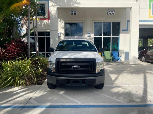 2014 Oxford White /Steel Gray Ford F-150 XL LOW MILES 28,806 4WD (1FTMF1EM2EK) with an 3.7L V6 Cylinder Engine engine, Automatic transmission, located at 4701 North Dixie Hwy, Pompano Beach, FL, 33064, (954) 422-2889, 26.240938, -80.123474 - OUR WEBPAGE FLORIDACARS1.COM HAS OVER 100 PHOTOS AND FREE CARFAX LINK 2014 FORD F-150 XL LONG BED 8 FT VIN: 1FTMF1EM2EKE36278 1 F T M F 1 E M 2 E K E 3 6 2 7 8 PICKUP 3.7L V6 F DOHC 24V FLEX FUEL REAR WHEEL DRIVE W/ 4X4 Features 4WD/AWD ABS Brakes Air Conditioning AM/FM Stereo Automatic Transmission - Photo#27