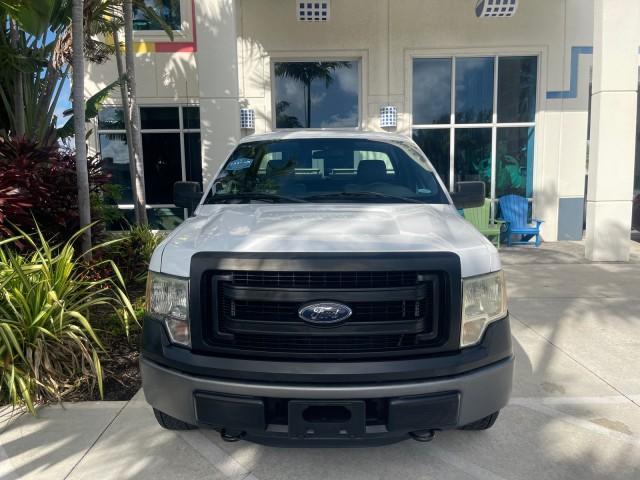 2014 Oxford White /Steel Gray Ford F-150 XL LOW MILES 28,806 4WD (1FTMF1EM2EK) with an 3.7L V6 Cylinder Engine engine, Automatic transmission, located at 4701 North Dixie Hwy, Pompano Beach, FL, 33064, (954) 422-2889, 26.240938, -80.123474 - OUR WEBPAGE FLORIDACARS1.COM HAS OVER 100 PHOTOS AND FREE CARFAX LINK 2014 FORD F-150 XL LONG BED 8 FT VIN: 1FTMF1EM2EKE36278 1 F T M F 1 E M 2 E K E 3 6 2 7 8 PICKUP 3.7L V6 F DOHC 24V FLEX FUEL REAR WHEEL DRIVE W/ 4X4 Features 4WD/AWD ABS Brakes Air Conditioning AM/FM Stereo Automatic Transmission - Photo#28