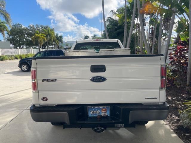 2014 Oxford White /Steel Gray Ford F-150 XL LOW MILES 28,806 4WD (1FTMF1EM2EK) with an 3.7L V6 Cylinder Engine engine, Automatic transmission, located at 4701 North Dixie Hwy, Pompano Beach, FL, 33064, (954) 422-2889, 26.240938, -80.123474 - OUR WEBPAGE FLORIDACARS1.COM HAS OVER 100 PHOTOS AND FREE CARFAX LINK 2014 FORD F-150 XL LONG BED 8 FT VIN: 1FTMF1EM2EKE36278 1 F T M F 1 E M 2 E K E 3 6 2 7 8 PICKUP 3.7L V6 F DOHC 24V FLEX FUEL REAR WHEEL DRIVE W/ 4X4 Features 4WD/AWD ABS Brakes Air Conditioning AM/FM Stereo Automatic Transmission - Photo#36
