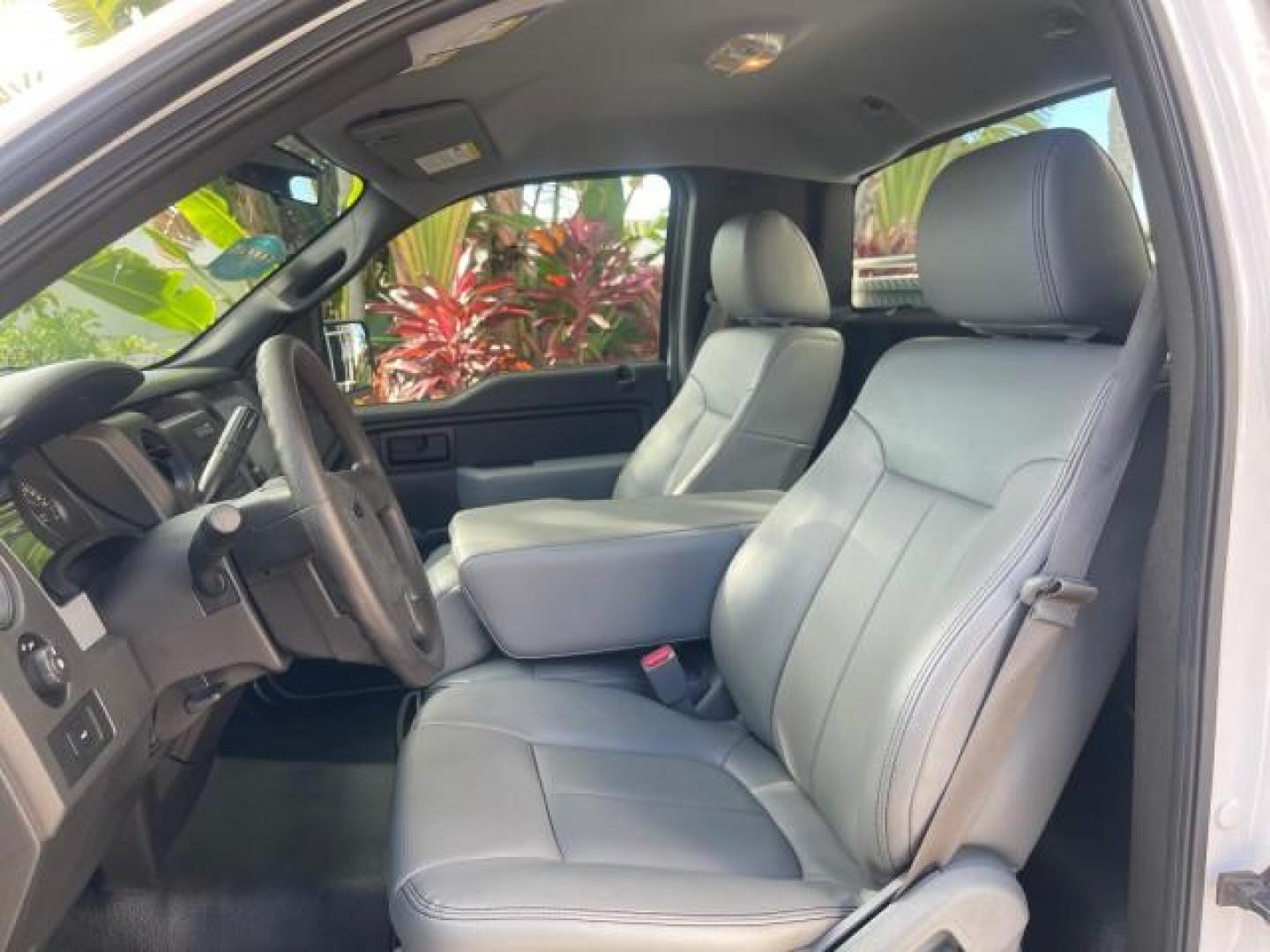 2014 Oxford White /Steel Gray Ford F-150 XL LOW MILES 28,806 4WD (1FTMF1EM2EK) with an 3.7L V6 Cylinder Engine engine, Automatic transmission, located at 4701 North Dixie Hwy, Pompano Beach, FL, 33064, (954) 422-2889, 26.240938, -80.123474 - OUR WEBPAGE FLORIDACARS1.COM HAS OVER 100 PHOTOS AND FREE CARFAX LINK 2014 FORD F-150 XL LONG BED 8 FT VIN: 1FTMF1EM2EKE36278 1 F T M F 1 E M 2 E K E 3 6 2 7 8 PICKUP 3.7L V6 F DOHC 24V FLEX FUEL REAR WHEEL DRIVE W/ 4X4 Features 4WD/AWD ABS Brakes Air Conditioning AM/FM Stereo Automatic Transmission - Photo#43