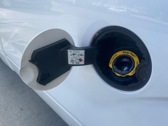 2014 Oxford White /Steel Gray Ford F-150 XL LOW MILES 28,806 4WD (1FTMF1EM2EK) with an 3.7L V6 Cylinder Engine engine, Automatic transmission, located at 4701 North Dixie Hwy, Pompano Beach, FL, 33064, (954) 422-2889, 26.240938, -80.123474 - OUR WEBPAGE FLORIDACARS1.COM HAS OVER 100 PHOTOS AND FREE CARFAX LINK 2014 FORD F-150 XL LONG BED 8 FT VIN: 1FTMF1EM2EKE36278 1 F T M F 1 E M 2 E K E 3 6 2 7 8 PICKUP 3.7L V6 F DOHC 24V FLEX FUEL REAR WHEEL DRIVE W/ 4X4 Features 4WD/AWD ABS Brakes Air Conditioning AM/FM Stereo Automatic Transmission - Photo#74