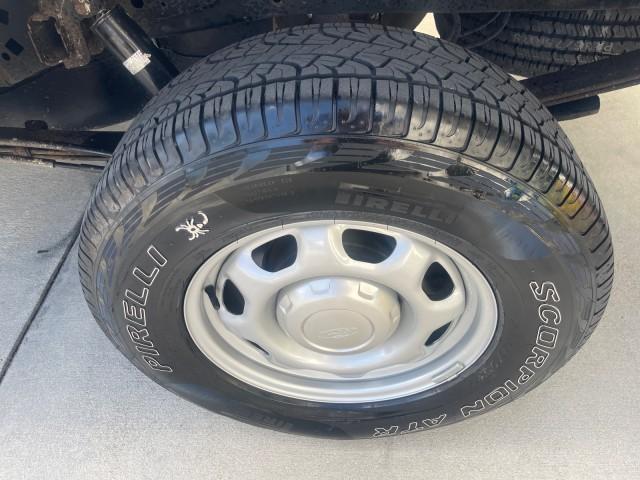 2014 Oxford White /Steel Gray Ford F-150 XL LOW MILES 28,806 4WD (1FTMF1EM2EK) with an 3.7L V6 Cylinder Engine engine, Automatic transmission, located at 4701 North Dixie Hwy, Pompano Beach, FL, 33064, (954) 422-2889, 26.240938, -80.123474 - OUR WEBPAGE FLORIDACARS1.COM HAS OVER 100 PHOTOS AND FREE CARFAX LINK 2014 FORD F-150 XL LONG BED 8 FT VIN: 1FTMF1EM2EKE36278 1 F T M F 1 E M 2 E K E 3 6 2 7 8 PICKUP 3.7L V6 F DOHC 24V FLEX FUEL REAR WHEEL DRIVE W/ 4X4 Features 4WD/AWD ABS Brakes Air Conditioning AM/FM Stereo Automatic Transmission - Photo#75