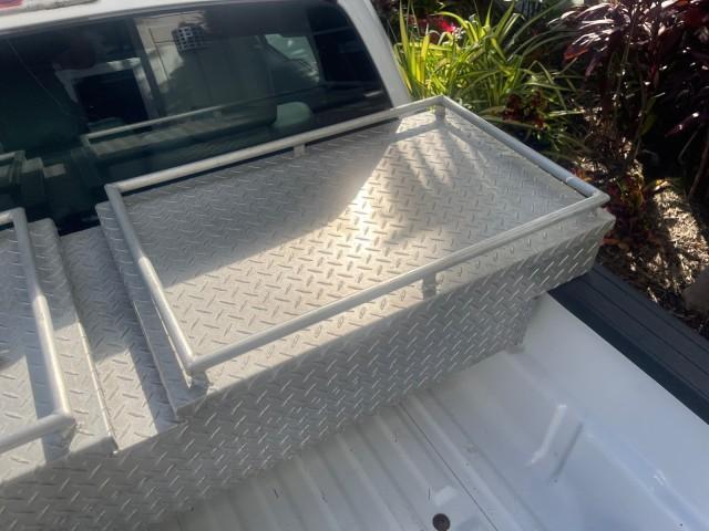 2014 Oxford White /Steel Gray Ford F-150 XL LOW MILES 28,806 4WD (1FTMF1EM2EK) with an 3.7L V6 Cylinder Engine engine, Automatic transmission, located at 4701 North Dixie Hwy, Pompano Beach, FL, 33064, (954) 422-2889, 26.240938, -80.123474 - OUR WEBPAGE FLORIDACARS1.COM HAS OVER 100 PHOTOS AND FREE CARFAX LINK 2014 FORD F-150 XL LONG BED 8 FT VIN: 1FTMF1EM2EKE36278 1 F T M F 1 E M 2 E K E 3 6 2 7 8 PICKUP 3.7L V6 F DOHC 24V FLEX FUEL REAR WHEEL DRIVE W/ 4X4 Features 4WD/AWD ABS Brakes Air Conditioning AM/FM Stereo Automatic Transmission - Photo#91