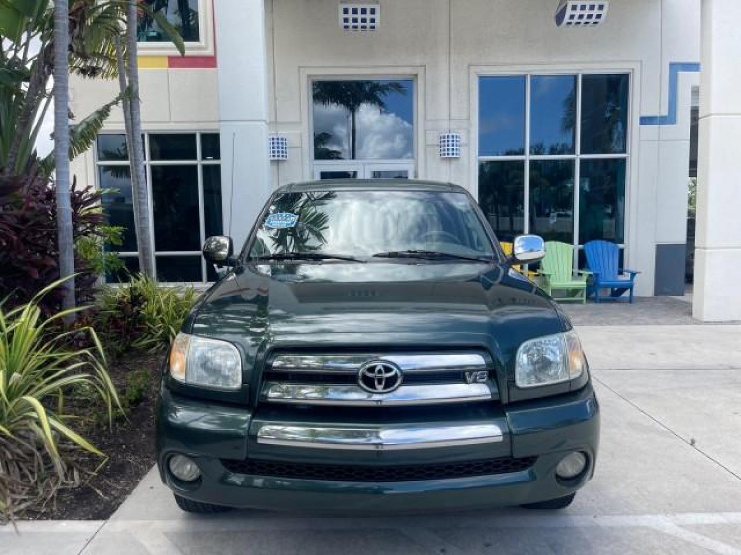 2006 Bluesteel Metallic /Taupe Toyota Tundra SR5 LOW MILES 4.7 V8 (5TBRT34136S) with an 4.7L DOHC SEFI 32-Valve i-Force V8 Engine engine, Automatic transmission, located at 4701 North Dixie Hwy, Pompano Beach, FL, 33064, (954) 422-2889, 26.240938, -80.123474 - OUR WEBPAGE FLORIDACARS1.COM HAS OVER 100 PHOTOS AND FREE CARFAX LINK 2006 TOYOTA TUNDRA SR5 LONG BED VIN: 5TBRT34136S474719 5 T B R T 3 4 1 3 6 S 4 7 4 7 1 9 4 DOOR EXTENDED CAB PICKUP 4.7L V8 F DOHC 32V GASOLINE REAR WHEEL DRIVE Features ABS Brakes Air Conditioning AM/FM Stereo Automatic Transmiss - Photo#28