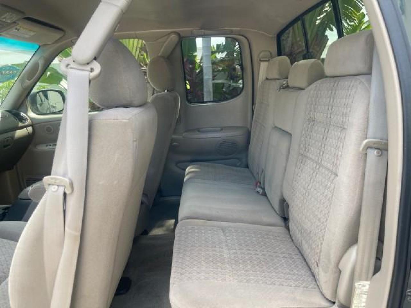 2006 Bluesteel Metallic /Taupe Toyota Tundra SR5 LOW MILES 4.7 V8 (5TBRT34136S) with an 4.7L DOHC SEFI 32-Valve i-Force V8 Engine engine, Automatic transmission, located at 4701 North Dixie Hwy, Pompano Beach, FL, 33064, (954) 422-2889, 26.240938, -80.123474 - OUR WEBPAGE FLORIDACARS1.COM HAS OVER 100 PHOTOS AND FREE CARFAX LINK 2006 TOYOTA TUNDRA SR5 LONG BED VIN: 5TBRT34136S474719 5 T B R T 3 4 1 3 6 S 4 7 4 7 1 9 4 DOOR EXTENDED CAB PICKUP 4.7L V8 F DOHC 32V GASOLINE REAR WHEEL DRIVE Features ABS Brakes Air Conditioning AM/FM Stereo Automatic Transmiss - Photo#75