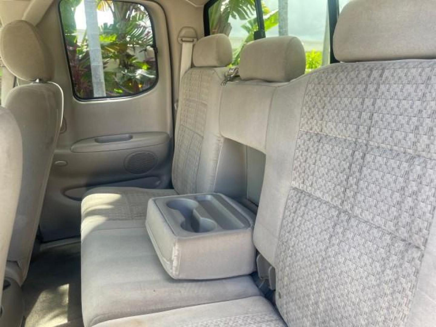 2006 Bluesteel Metallic /Taupe Toyota Tundra SR5 LOW MILES 4.7 V8 (5TBRT34136S) with an 4.7L DOHC SEFI 32-Valve i-Force V8 Engine engine, Automatic transmission, located at 4701 North Dixie Hwy, Pompano Beach, FL, 33064, (954) 422-2889, 26.240938, -80.123474 - OUR WEBPAGE FLORIDACARS1.COM HAS OVER 100 PHOTOS AND FREE CARFAX LINK 2006 TOYOTA TUNDRA SR5 LONG BED VIN: 5TBRT34136S474719 5 T B R T 3 4 1 3 6 S 4 7 4 7 1 9 4 DOOR EXTENDED CAB PICKUP 4.7L V8 F DOHC 32V GASOLINE REAR WHEEL DRIVE Features ABS Brakes Air Conditioning AM/FM Stereo Automatic Transmiss - Photo#81