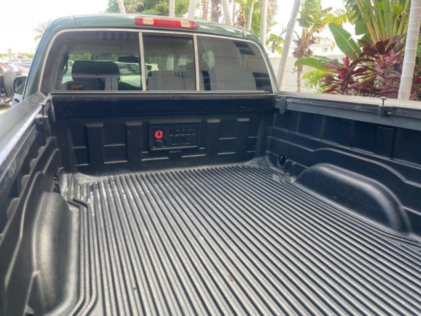 2006 Bluesteel Metallic /Taupe Toyota Tundra SR5 LOW MILES 4.7 V8 (5TBRT34136S) with an 4.7L DOHC SEFI 32-Valve i-Force V8 Engine engine, Automatic transmission, located at 4701 North Dixie Hwy, Pompano Beach, FL, 33064, (954) 422-2889, 26.240938, -80.123474 - OUR WEBPAGE FLORIDACARS1.COM HAS OVER 100 PHOTOS AND FREE CARFAX LINK 2006 TOYOTA TUNDRA SR5 LONG BED VIN: 5TBRT34136S474719 5 T B R T 3 4 1 3 6 S 4 7 4 7 1 9 4 DOOR EXTENDED CAB PICKUP 4.7L V8 F DOHC 32V GASOLINE REAR WHEEL DRIVE Features ABS Brakes Air Conditioning AM/FM Stereo Automatic Transmiss - Photo#91