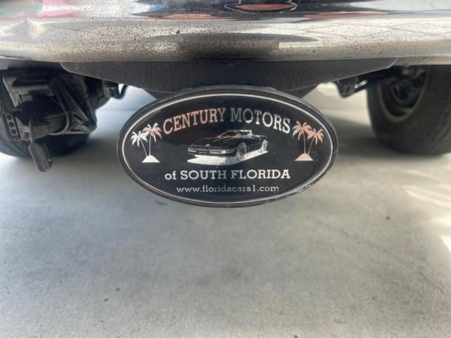 2006 Bluesteel Metallic /Taupe Toyota Tundra SR5 LOW MILES 4.7 V8 (5TBRT34136S) with an 4.7L DOHC SEFI 32-Valve i-Force V8 Engine engine, Automatic transmission, located at 4701 North Dixie Hwy, Pompano Beach, FL, 33064, (954) 422-2889, 26.240938, -80.123474 - OUR WEBPAGE FLORIDACARS1.COM HAS OVER 100 PHOTOS AND FREE CARFAX LINK 2006 TOYOTA TUNDRA SR5 LONG BED VIN: 5TBRT34136S474719 5 T B R T 3 4 1 3 6 S 4 7 4 7 1 9 4 DOOR EXTENDED CAB PICKUP 4.7L V8 F DOHC 32V GASOLINE REAR WHEEL DRIVE Features ABS Brakes Air Conditioning AM/FM Stereo Automatic Transmiss - Photo#97
