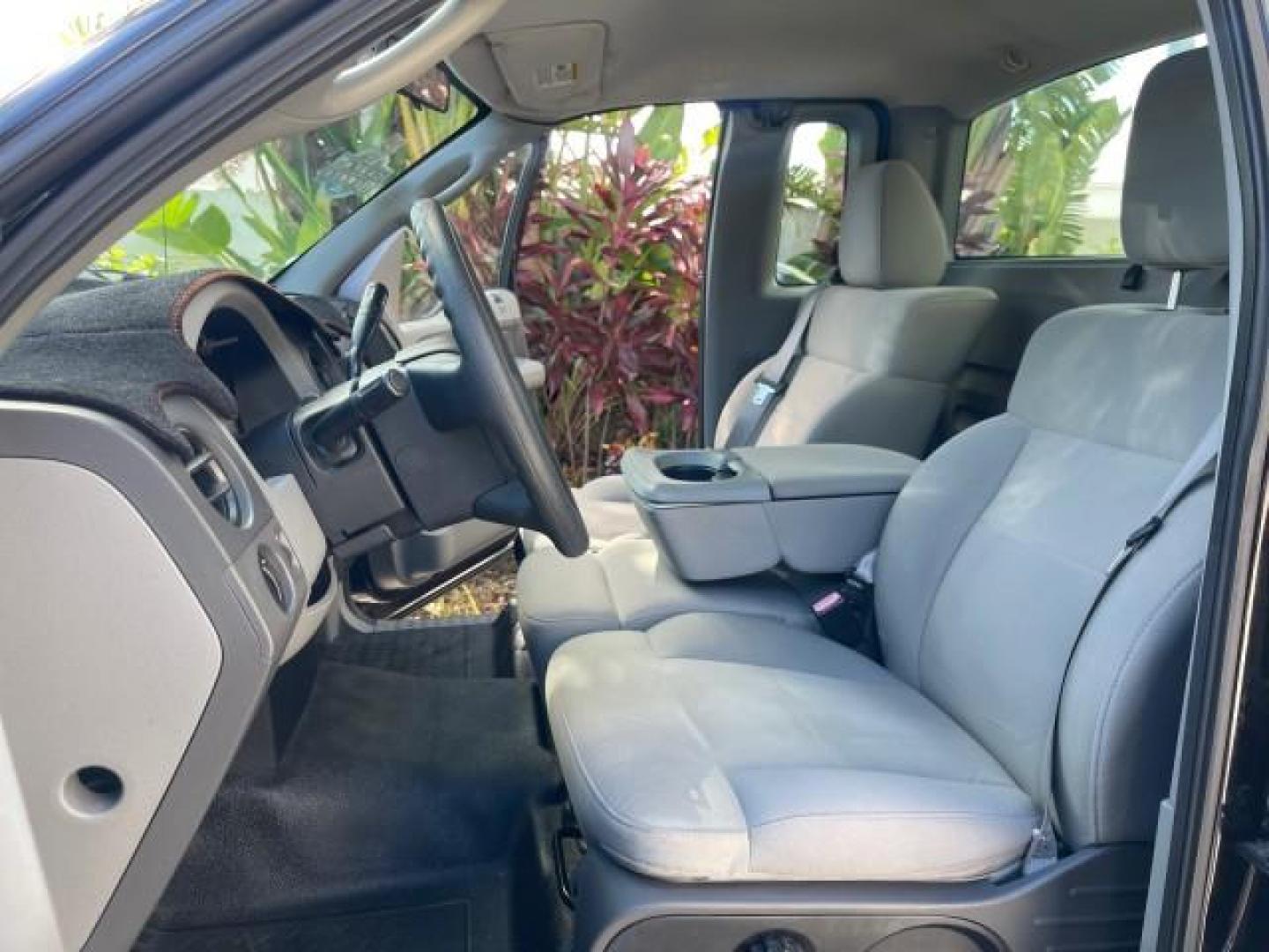 2007 Black /Flint Ford F-150 STX LOW 41,792 1 OWNER (1FTRF12247K) with an 4.2L EFI V6 Engine engine, Automatic transmission, located at 4701 North Dixie Hwy, Pompano Beach, FL, 33064, (954) 422-2889, 26.240938, -80.123474 - OUR WEBPAGE FLORIDACARS1.COM HAS OVER 100 PHOTOS AND FREE CARFAX LINK 2007 FORD F-150 XL LONG BED 8 FT VIN: 1FTRF12247KD38557 1 F T R F 1 2 2 4 7 K D 3 8 5 5 7 PICKUP 4.2L V6 F GASOLINE REAR WHEEL DRIVE Features ABS Brakes Air Conditioning Alloy Wheels AM/FM Stereo Automatic Transmission Auxiliary A - Photo#10