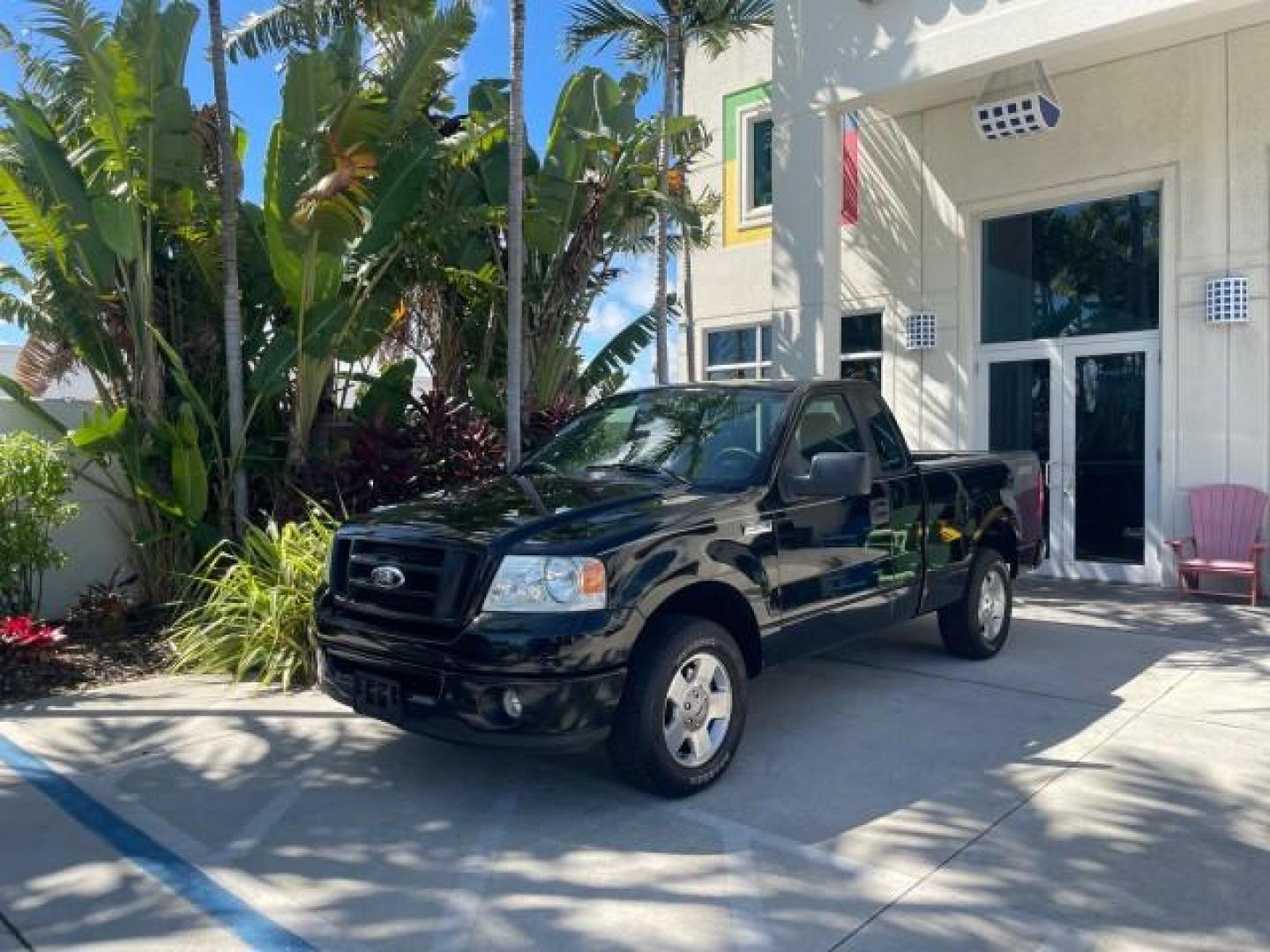 2007 Black /Flint Ford F-150 STX LOW 41,792 1 OWNER (1FTRF12247K) with an 4.2L EFI V6 Engine engine, Automatic transmission, located at 4701 North Dixie Hwy, Pompano Beach, FL, 33064, (954) 422-2889, 26.240938, -80.123474 - OUR WEBPAGE FLORIDACARS1.COM HAS OVER 100 PHOTOS AND FREE CARFAX LINK 2007 FORD F-150 XL LONG BED 8 FT VIN: 1FTRF12247KD38557 1 F T R F 1 2 2 4 7 K D 3 8 5 5 7 PICKUP 4.2L V6 F GASOLINE REAR WHEEL DRIVE Features ABS Brakes Air Conditioning Alloy Wheels AM/FM Stereo Automatic Transmission Auxiliary A - Photo#29