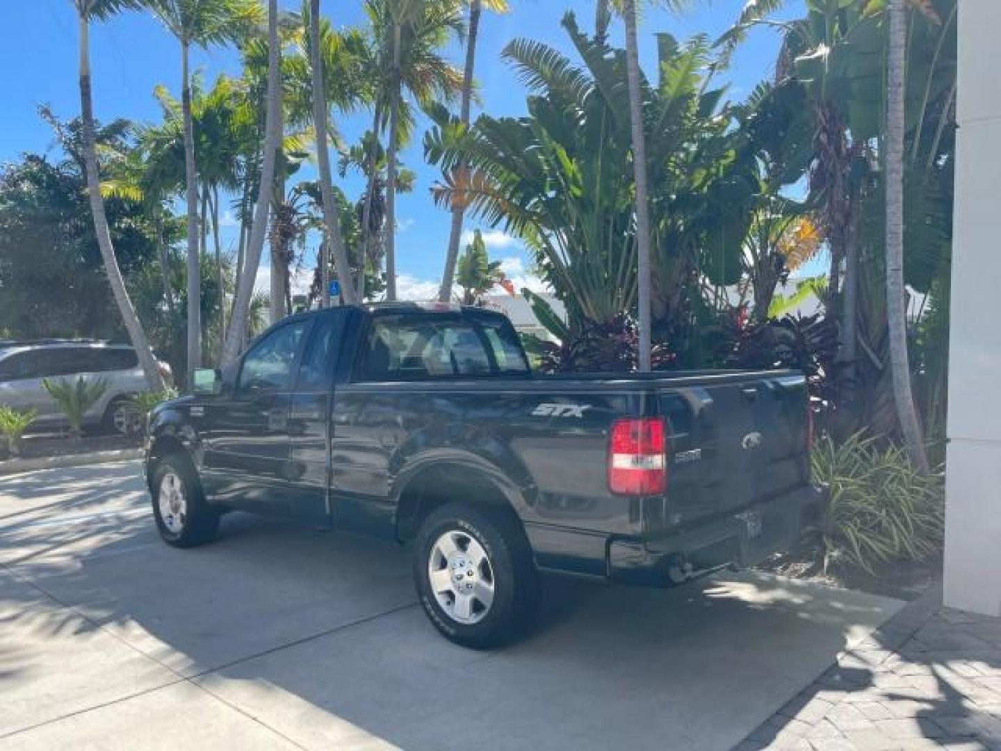 2007 Black /Flint Ford F-150 STX LOW 41,792 1 OWNER (1FTRF12247K) with an 4.2L EFI V6 Engine engine, Automatic transmission, located at 4701 North Dixie Hwy, Pompano Beach, FL, 33064, (954) 422-2889, 26.240938, -80.123474 - OUR WEBPAGE FLORIDACARS1.COM HAS OVER 100 PHOTOS AND FREE CARFAX LINK 2007 FORD F-150 XL LONG BED 8 FT VIN: 1FTRF12247KD38557 1 F T R F 1 2 2 4 7 K D 3 8 5 5 7 PICKUP 4.2L V6 F GASOLINE REAR WHEEL DRIVE Features ABS Brakes Air Conditioning Alloy Wheels AM/FM Stereo Automatic Transmission Auxiliary A - Photo#33
