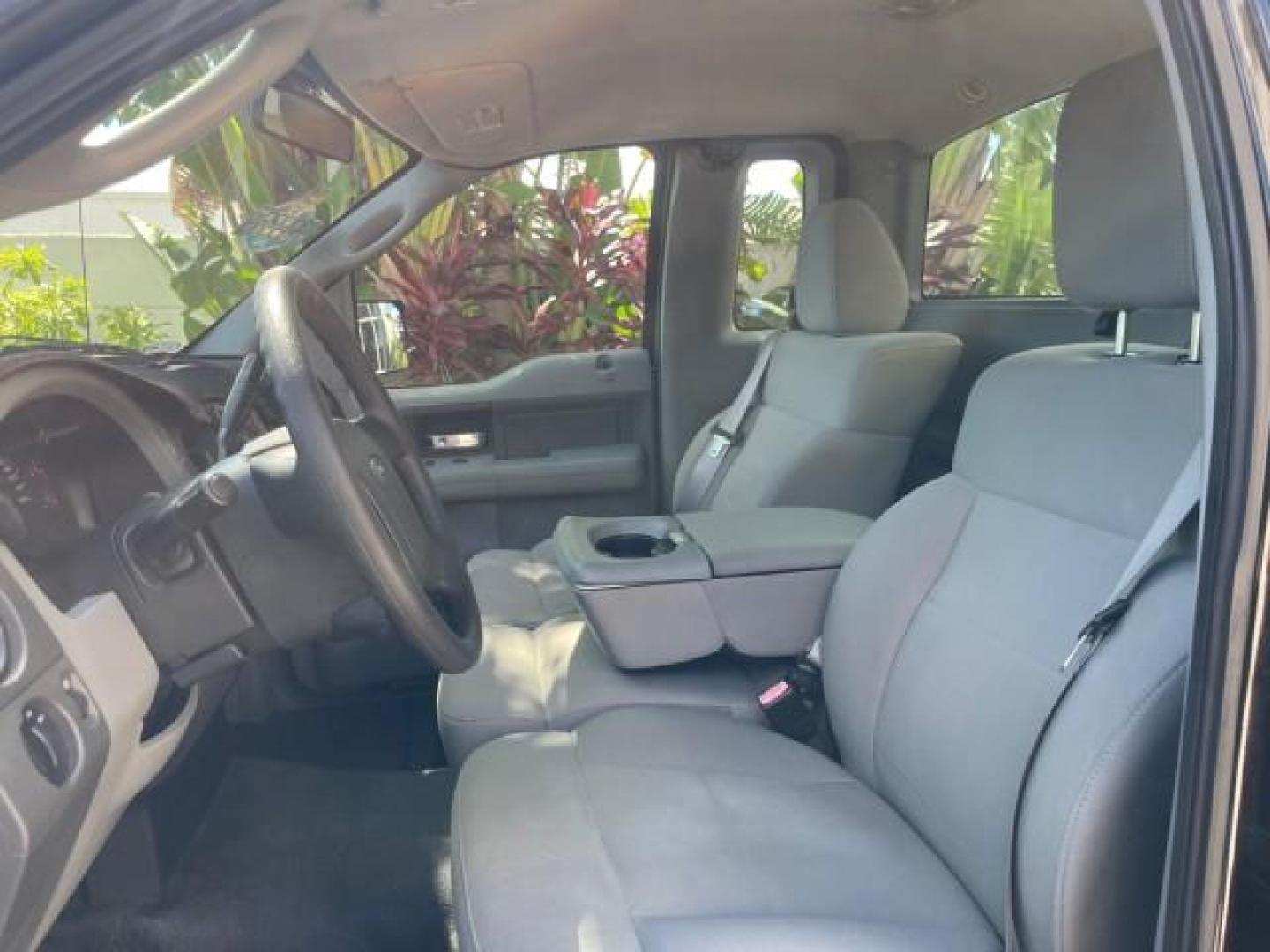2007 Black /Flint Ford F-150 STX LOW 41,792 1 OWNER (1FTRF12247K) with an 4.2L EFI V6 Engine engine, Automatic transmission, located at 4701 North Dixie Hwy, Pompano Beach, FL, 33064, (954) 422-2889, 26.240938, -80.123474 - OUR WEBPAGE FLORIDACARS1.COM HAS OVER 100 PHOTOS AND FREE CARFAX LINK 2007 FORD F-150 XL LONG BED 8 FT VIN: 1FTRF12247KD38557 1 F T R F 1 2 2 4 7 K D 3 8 5 5 7 PICKUP 4.2L V6 F GASOLINE REAR WHEEL DRIVE Features ABS Brakes Air Conditioning Alloy Wheels AM/FM Stereo Automatic Transmission Auxiliary A - Photo#44