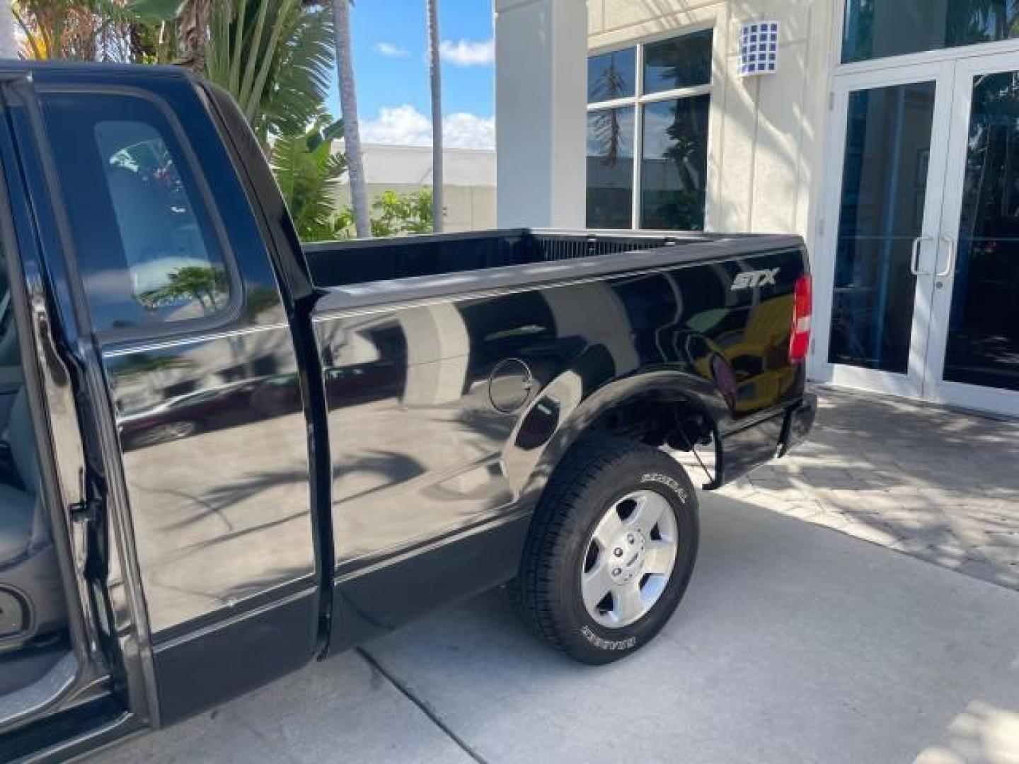 2007 Black /Flint Ford F-150 STX LOW 41,792 1 OWNER (1FTRF12247K) with an 4.2L EFI V6 Engine engine, Automatic transmission, located at 4701 North Dixie Hwy, Pompano Beach, FL, 33064, (954) 422-2889, 26.240938, -80.123474 - OUR WEBPAGE FLORIDACARS1.COM HAS OVER 100 PHOTOS AND FREE CARFAX LINK 2007 FORD F-150 XL LONG BED 8 FT VIN: 1FTRF12247KD38557 1 F T R F 1 2 2 4 7 K D 3 8 5 5 7 PICKUP 4.2L V6 F GASOLINE REAR WHEEL DRIVE Features ABS Brakes Air Conditioning Alloy Wheels AM/FM Stereo Automatic Transmission Auxiliary A - Photo#76