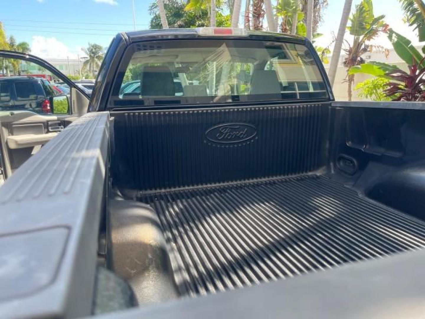 2007 Black /Flint Ford F-150 STX LOW 41,792 1 OWNER (1FTRF12247K) with an 4.2L EFI V6 Engine engine, Automatic transmission, located at 4701 North Dixie Hwy, Pompano Beach, FL, 33064, (954) 422-2889, 26.240938, -80.123474 - OUR WEBPAGE FLORIDACARS1.COM HAS OVER 100 PHOTOS AND FREE CARFAX LINK 2007 FORD F-150 XL LONG BED 8 FT VIN: 1FTRF12247KD38557 1 F T R F 1 2 2 4 7 K D 3 8 5 5 7 PICKUP 4.2L V6 F GASOLINE REAR WHEEL DRIVE Features ABS Brakes Air Conditioning Alloy Wheels AM/FM Stereo Automatic Transmission Auxiliary A - Photo#85