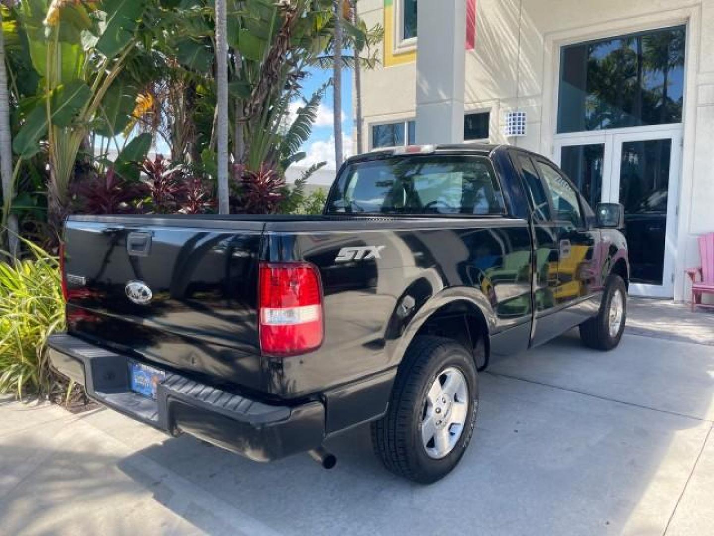 2007 Black /Flint Ford F-150 STX LOW 41,792 1 OWNER (1FTRF12247K) with an 4.2L EFI V6 Engine engine, Automatic transmission, located at 4701 North Dixie Hwy, Pompano Beach, FL, 33064, (954) 422-2889, 26.240938, -80.123474 - OUR WEBPAGE FLORIDACARS1.COM HAS OVER 100 PHOTOS AND FREE CARFAX LINK 2007 FORD F-150 XL LONG BED 8 FT VIN: 1FTRF12247KD38557 1 F T R F 1 2 2 4 7 K D 3 8 5 5 7 PICKUP 4.2L V6 F GASOLINE REAR WHEEL DRIVE Features ABS Brakes Air Conditioning Alloy Wheels AM/FM Stereo Automatic Transmission Auxiliary A - Photo#94
